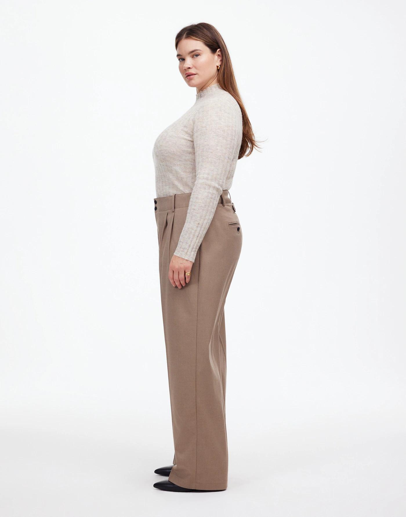The Plus Harlow Wide-Leg Trouser in Brushed Twill Product Image