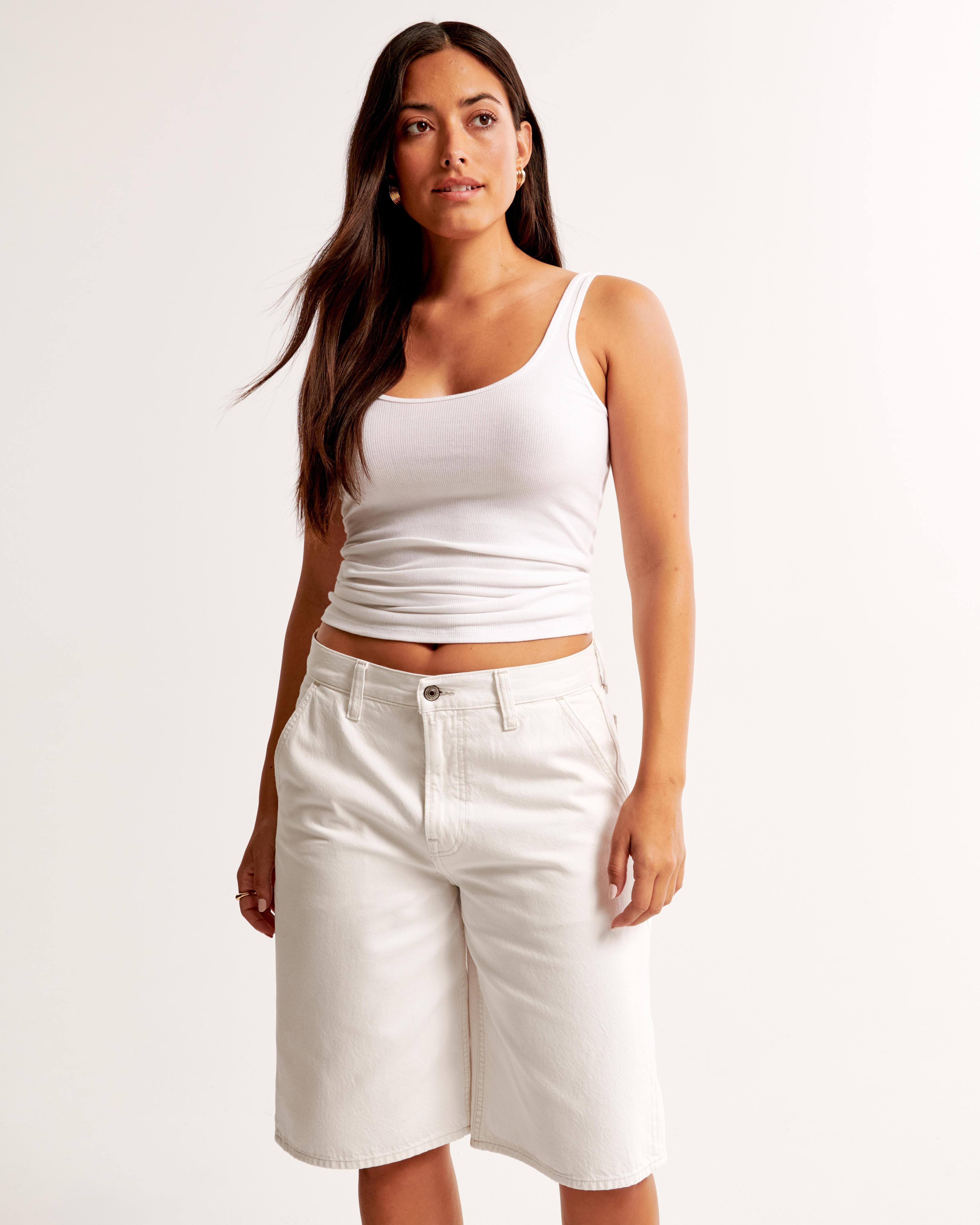 Curve Love Mid Rise Slouchy Short Product Image