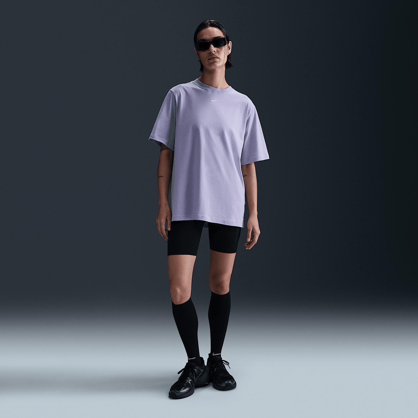 Nike Sportswear Essential Women's T-Shirt Product Image