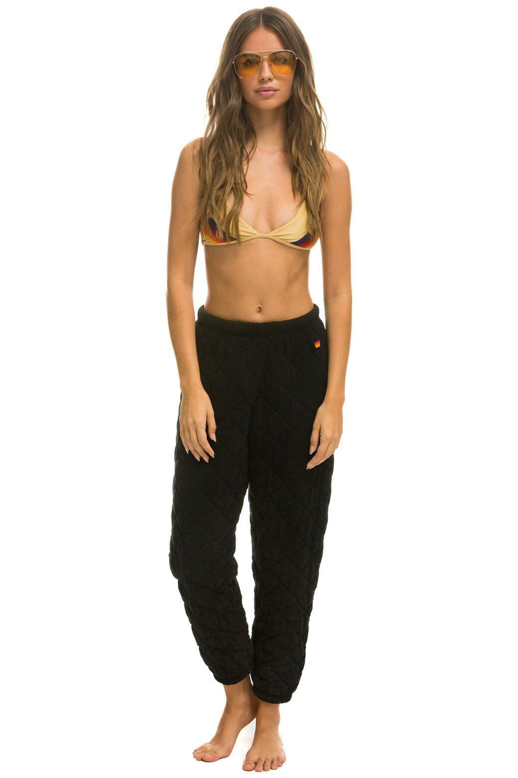 QUILTED SWEATPANTS - BLACK Female Product Image