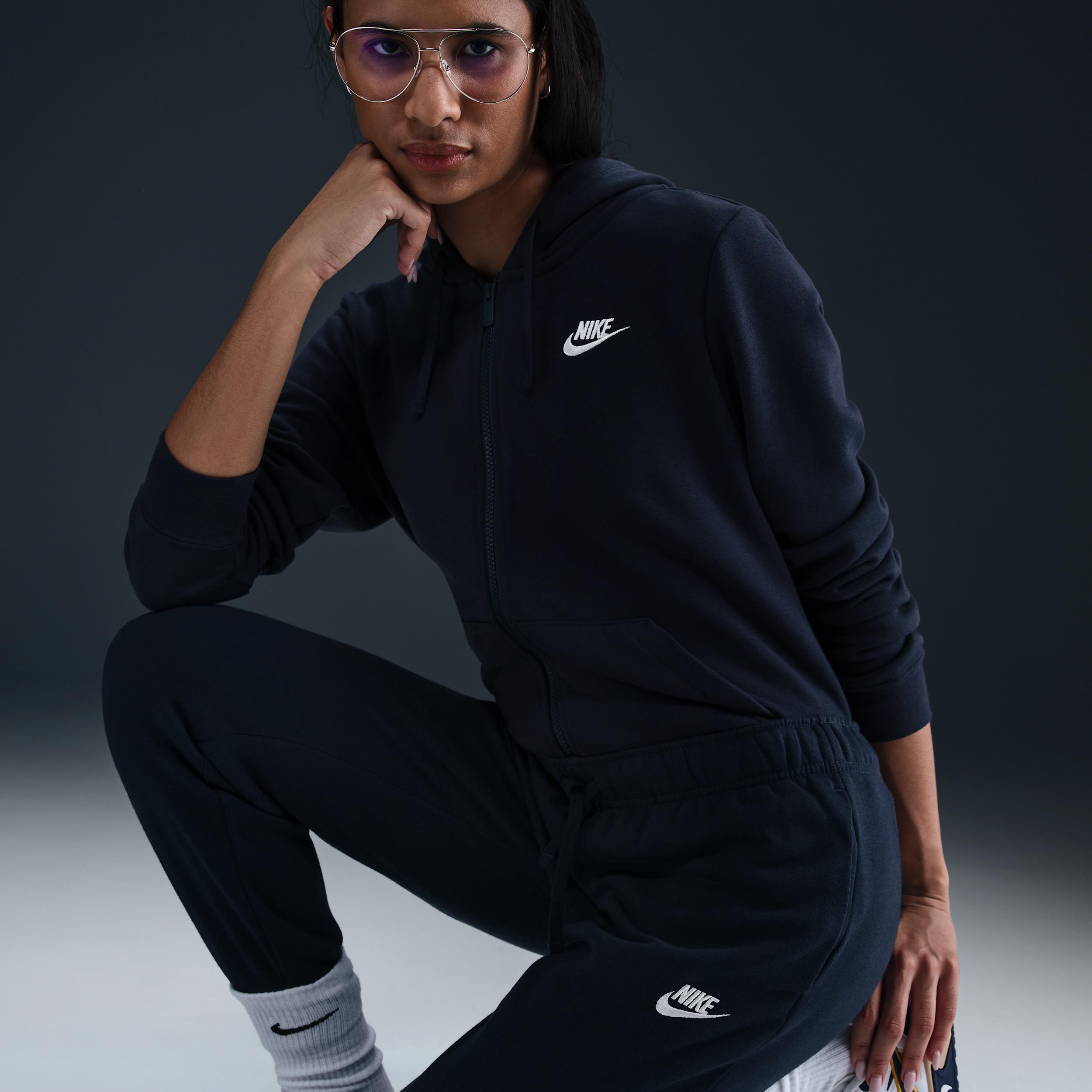 Women's Nike Sportswear Club Fleece Mid-Rise Jogger Pants Product Image