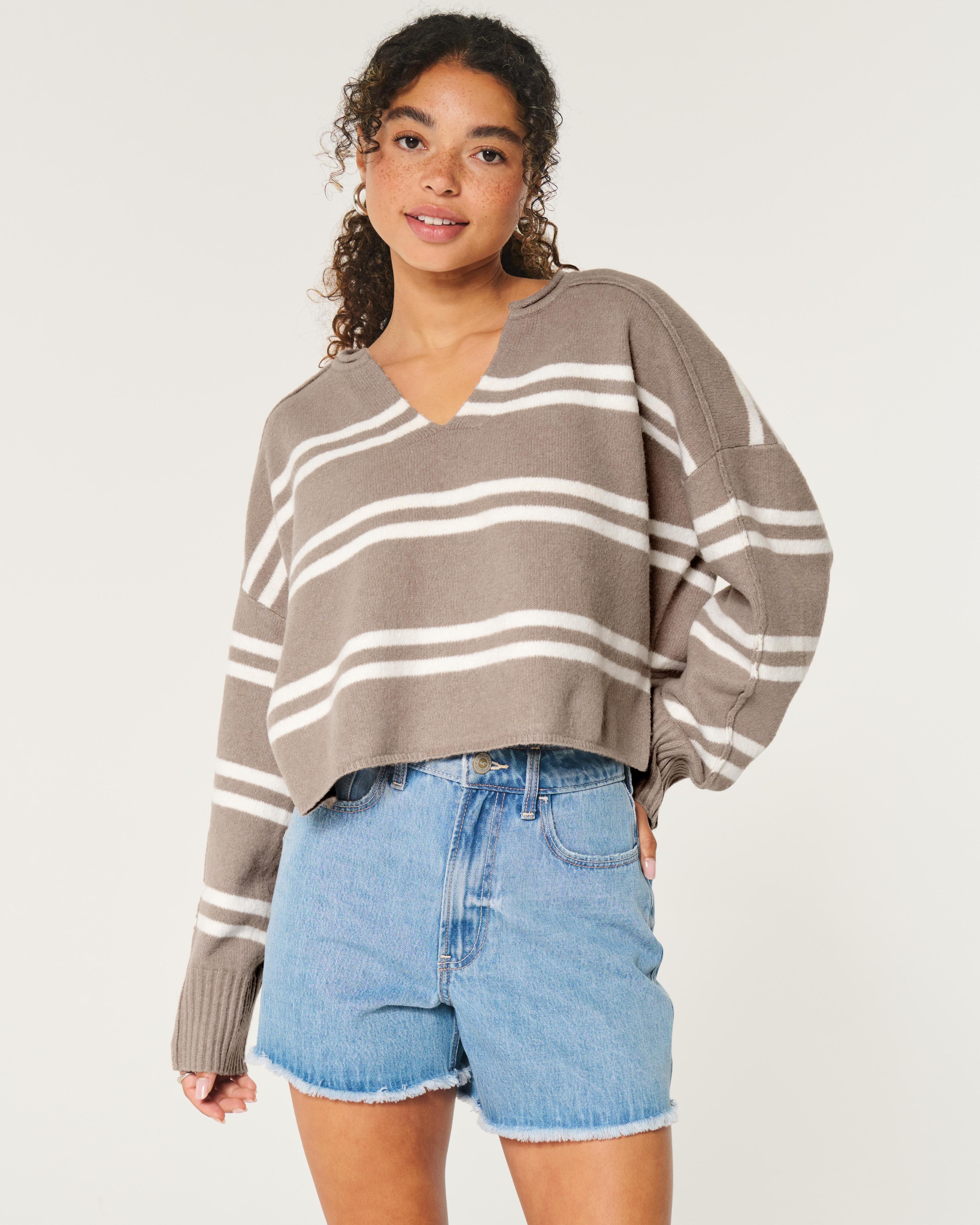 Hollister Comfy Cloud Boxy Notch-Neck Sweater Product Image