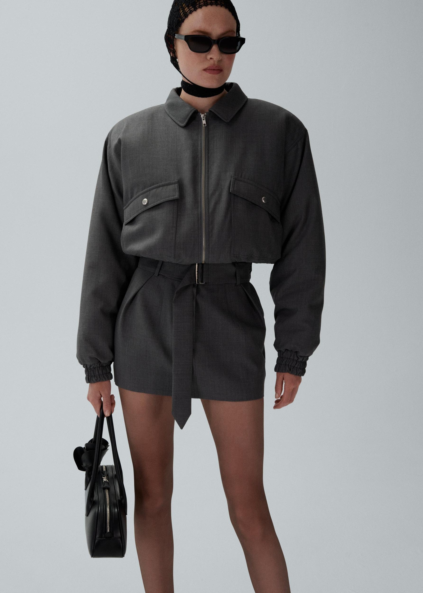 Cropped oversized zip jacket in grey Product Image