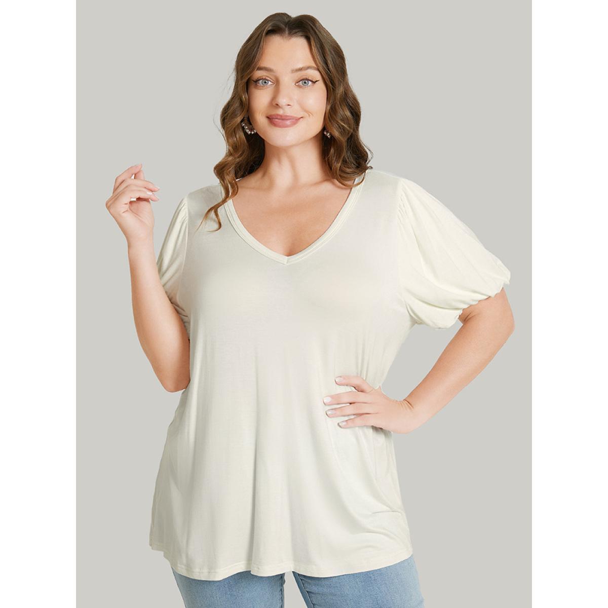 Plus Size Solid Puff Sleeve V Neck T-shirt White Women Elegant Plain V-neck Dailywear T-shirts BloomChic 30/6X Product Image