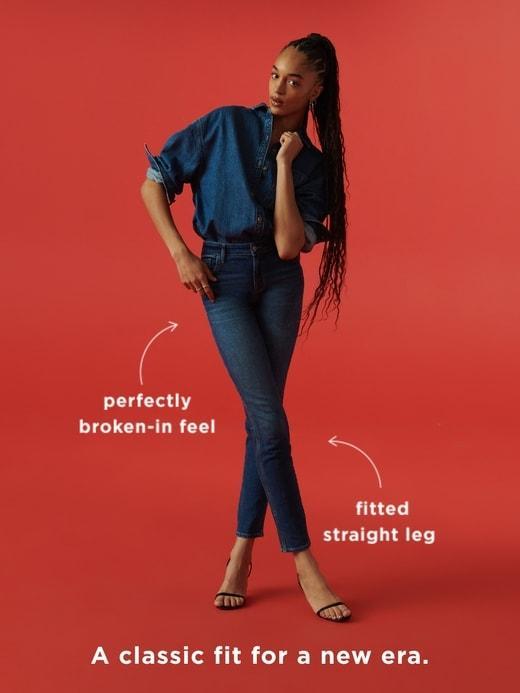 High-Waisted Vintage Slim Jeans Product Image