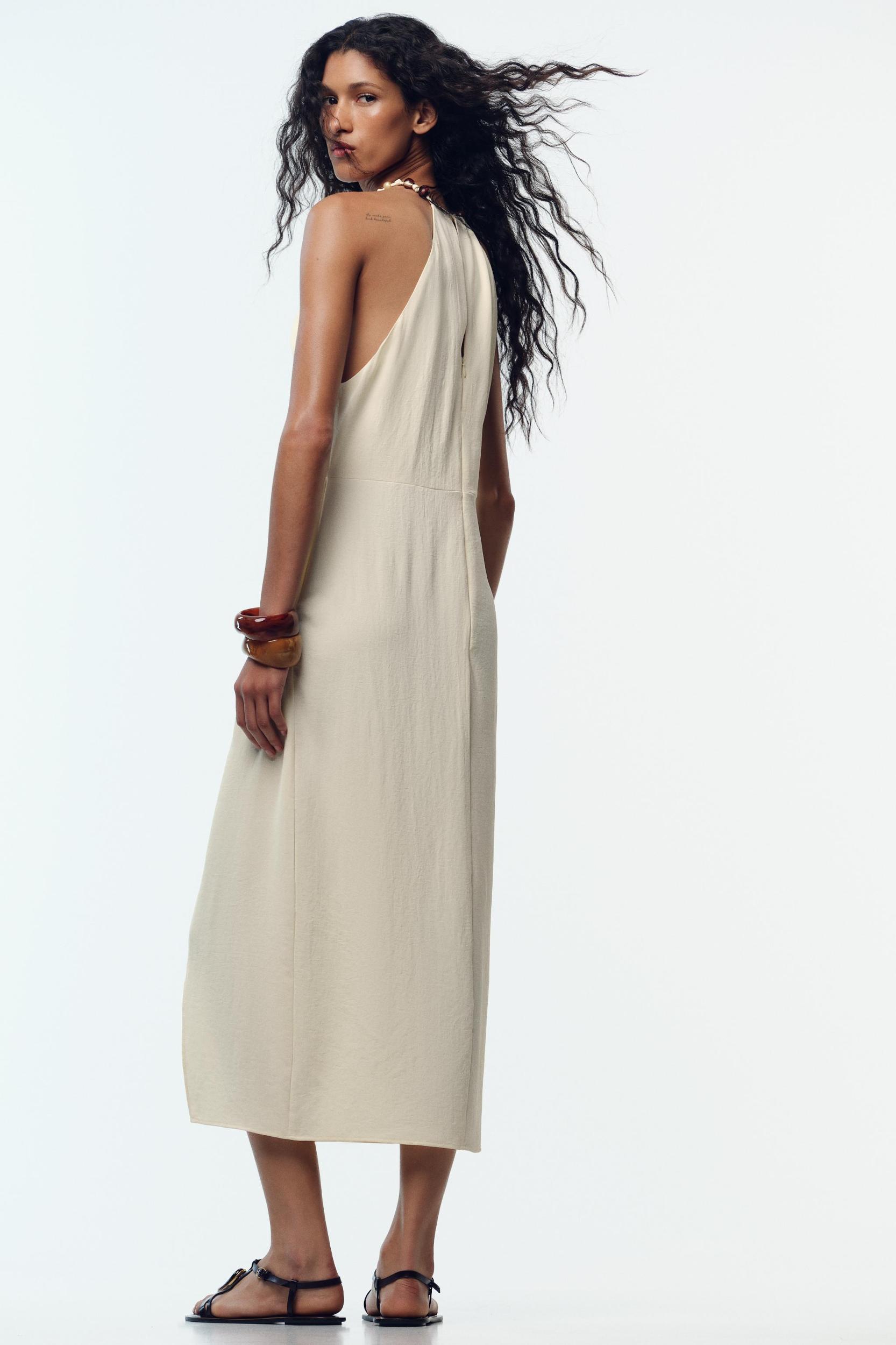 KNOT CUT OUT MIDI DRESS Product Image