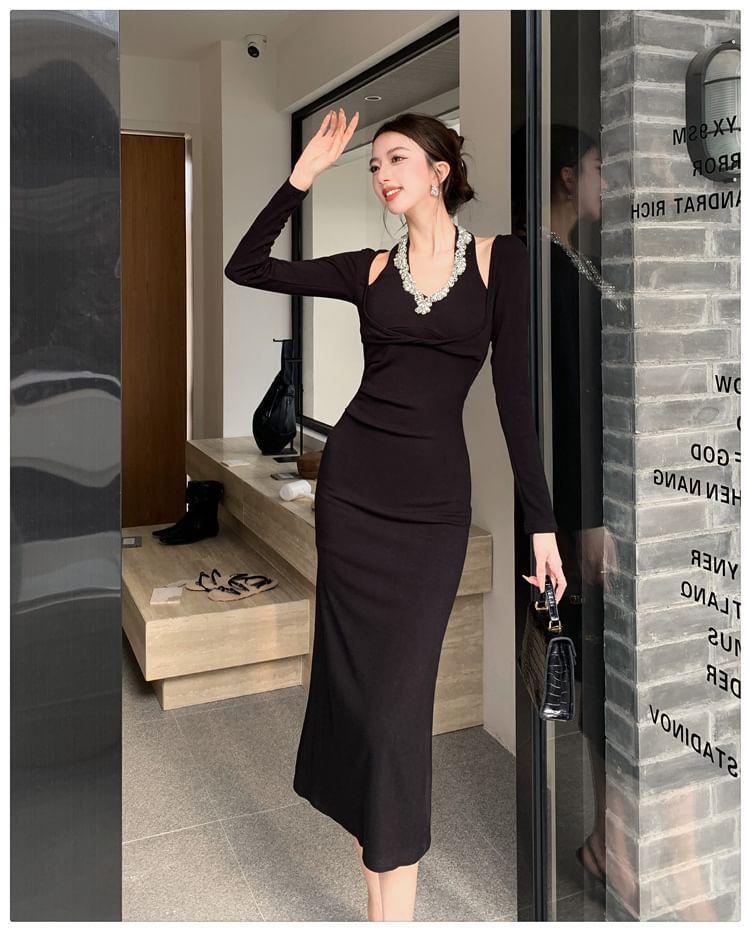 Long-Sleeve V-Neck Rhinestone Midi Sheath Dress Product Image