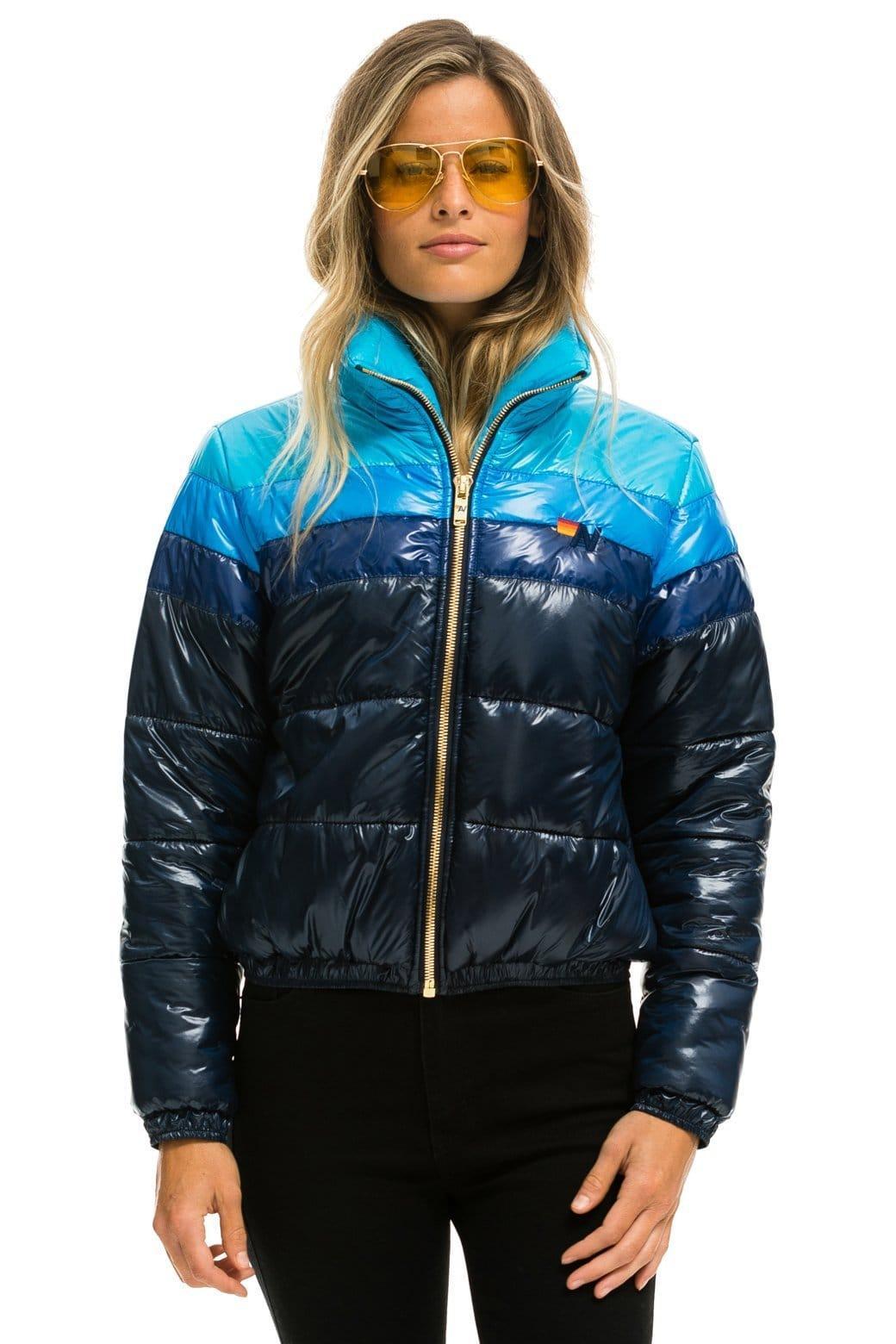COLOR BLOCK LUXE APRES PUFFER JACKET - GLOSSY NAVY Female Product Image
