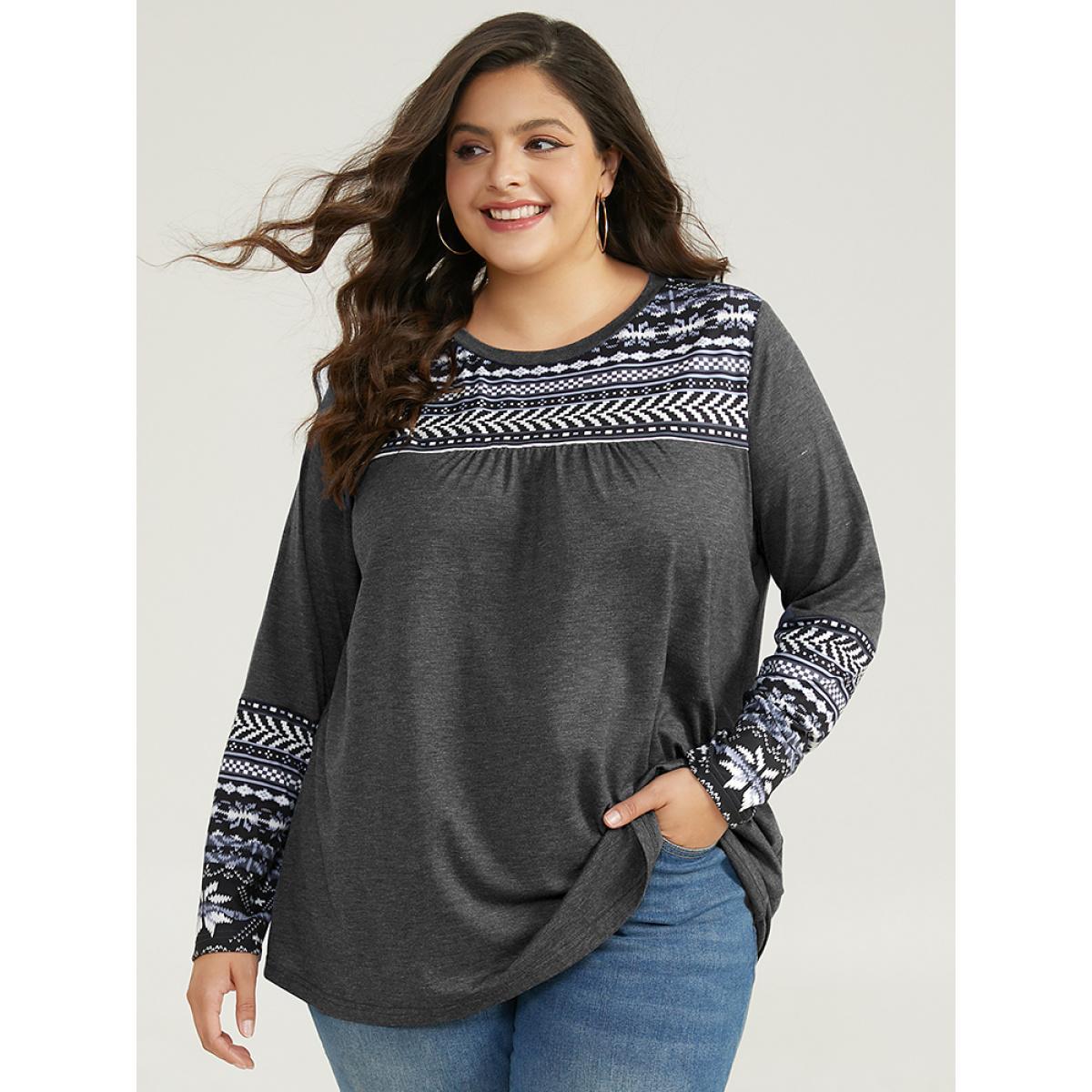Plus Size Boho Print Round Neck Gathered T-shirt Gray Women Casual Patchwork Bohemian Print Round Neck Dailywear T-shirts BloomChic 12/L Product Image