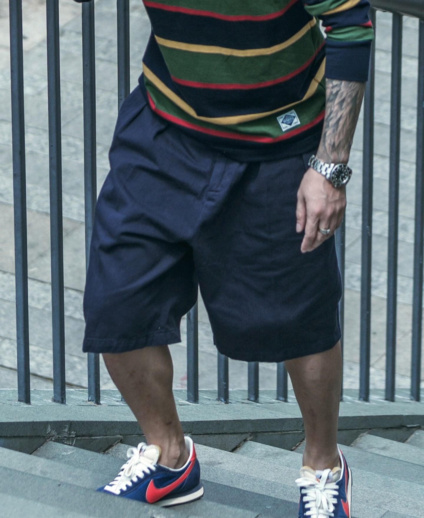 Classic Straight Leg Double Pleated Shorts - Navy Product Image