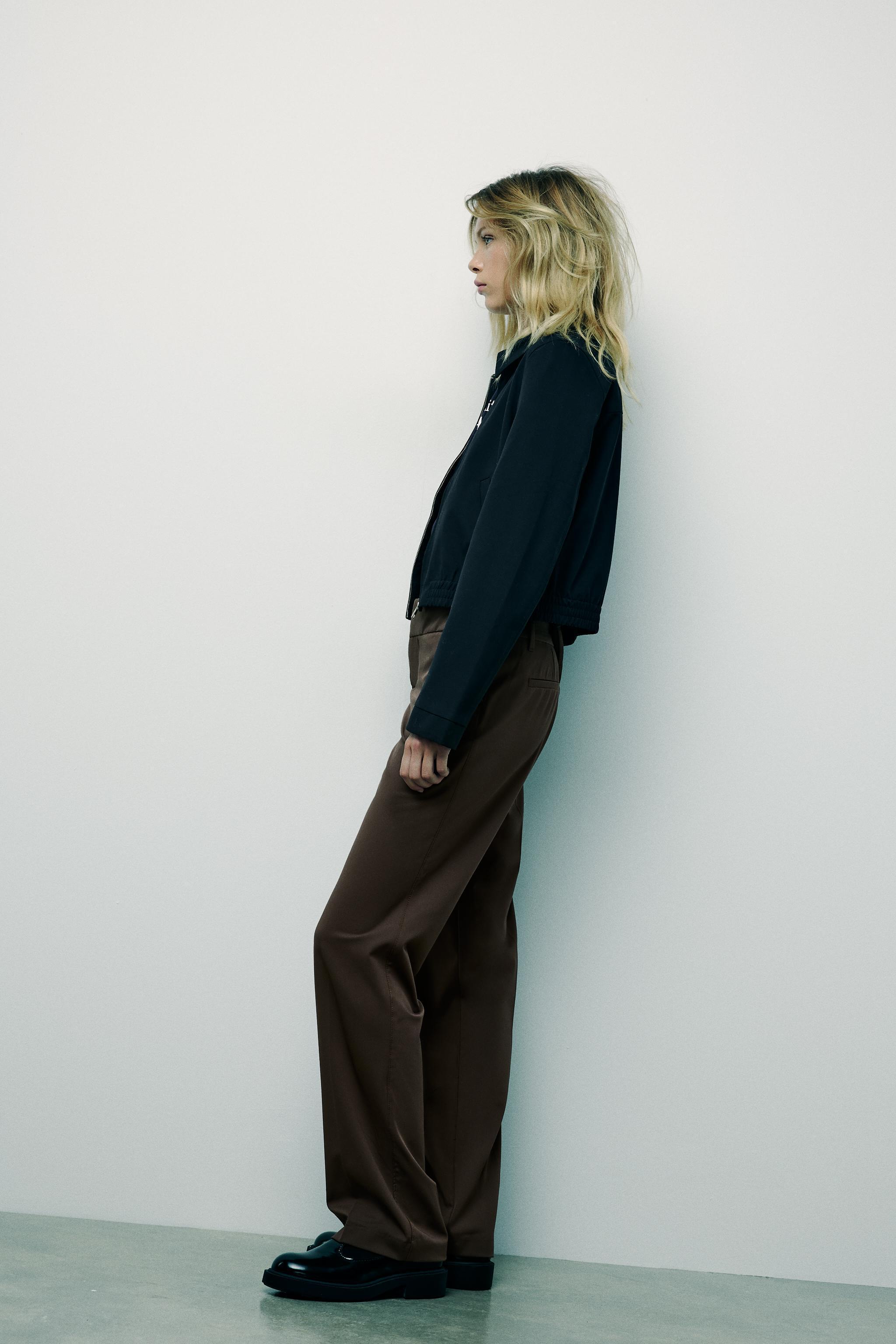 LOW-RISE PANTS Product Image