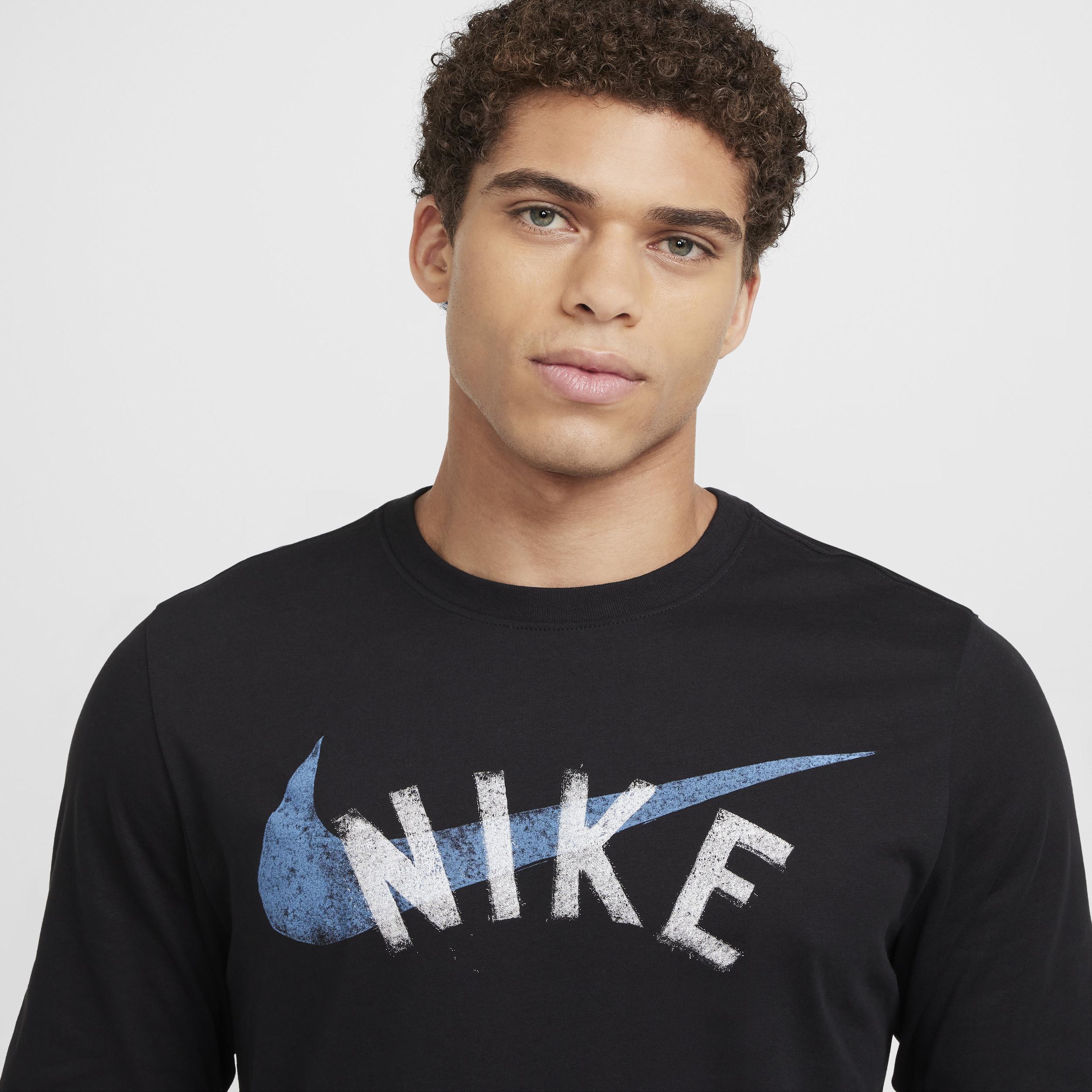 Nike Men's Dri-FIT Long-Sleeve Fitness T-Shirt Product Image