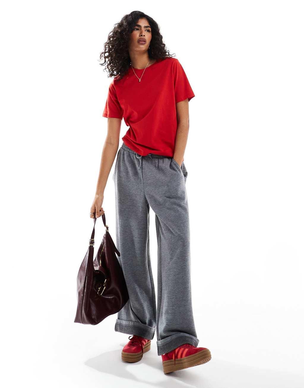 JJXX oversized t-shirt in red Product Image