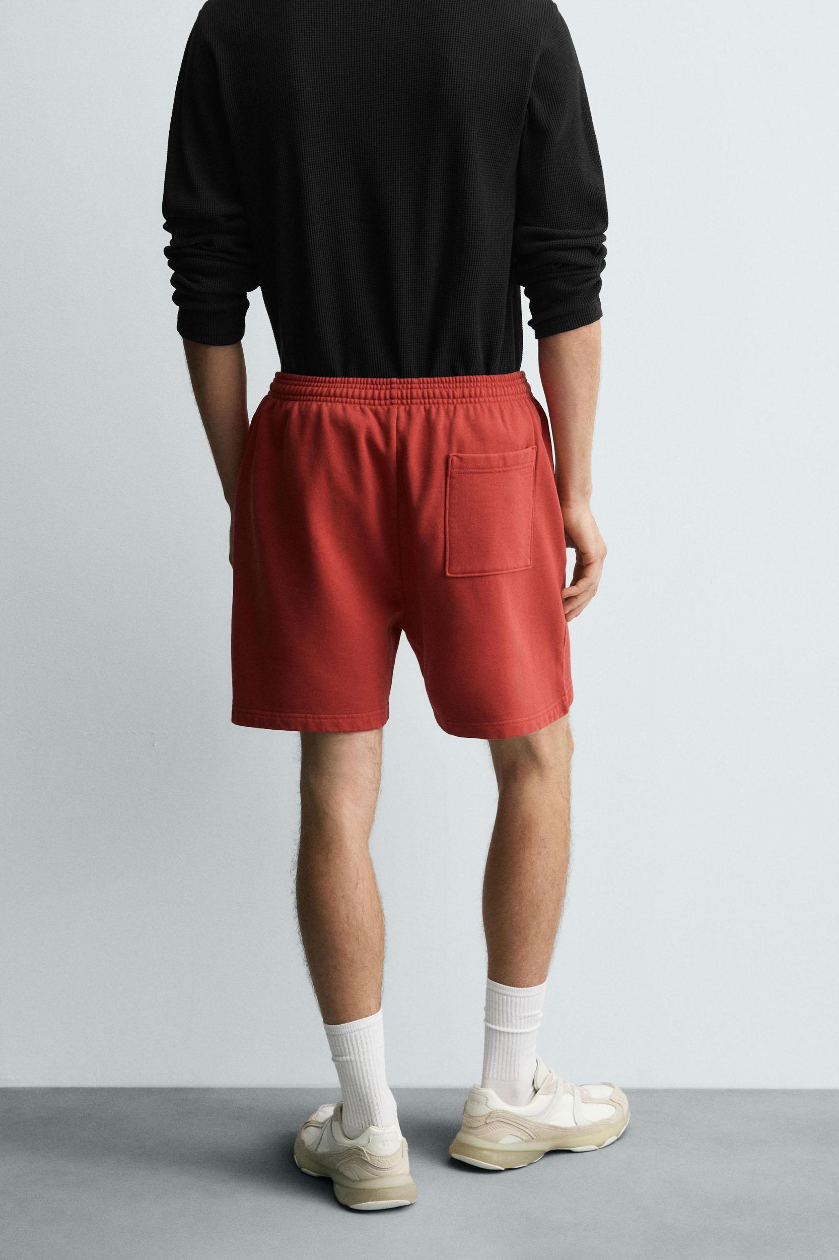 WASHED JOGGER SHORTS Product Image