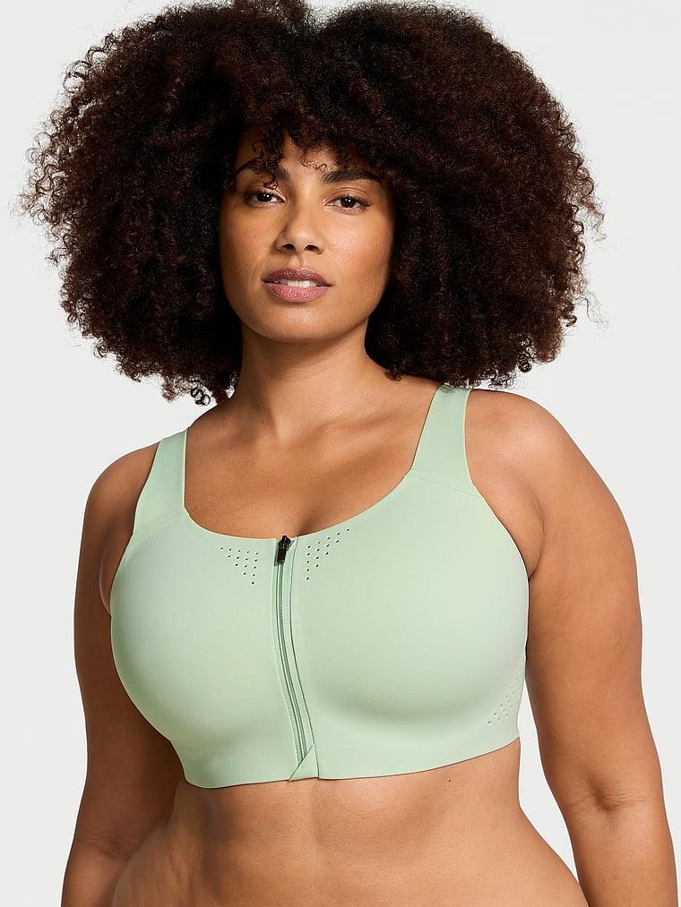 Featherweight Max™ Front-Close Sports Bra Product Image