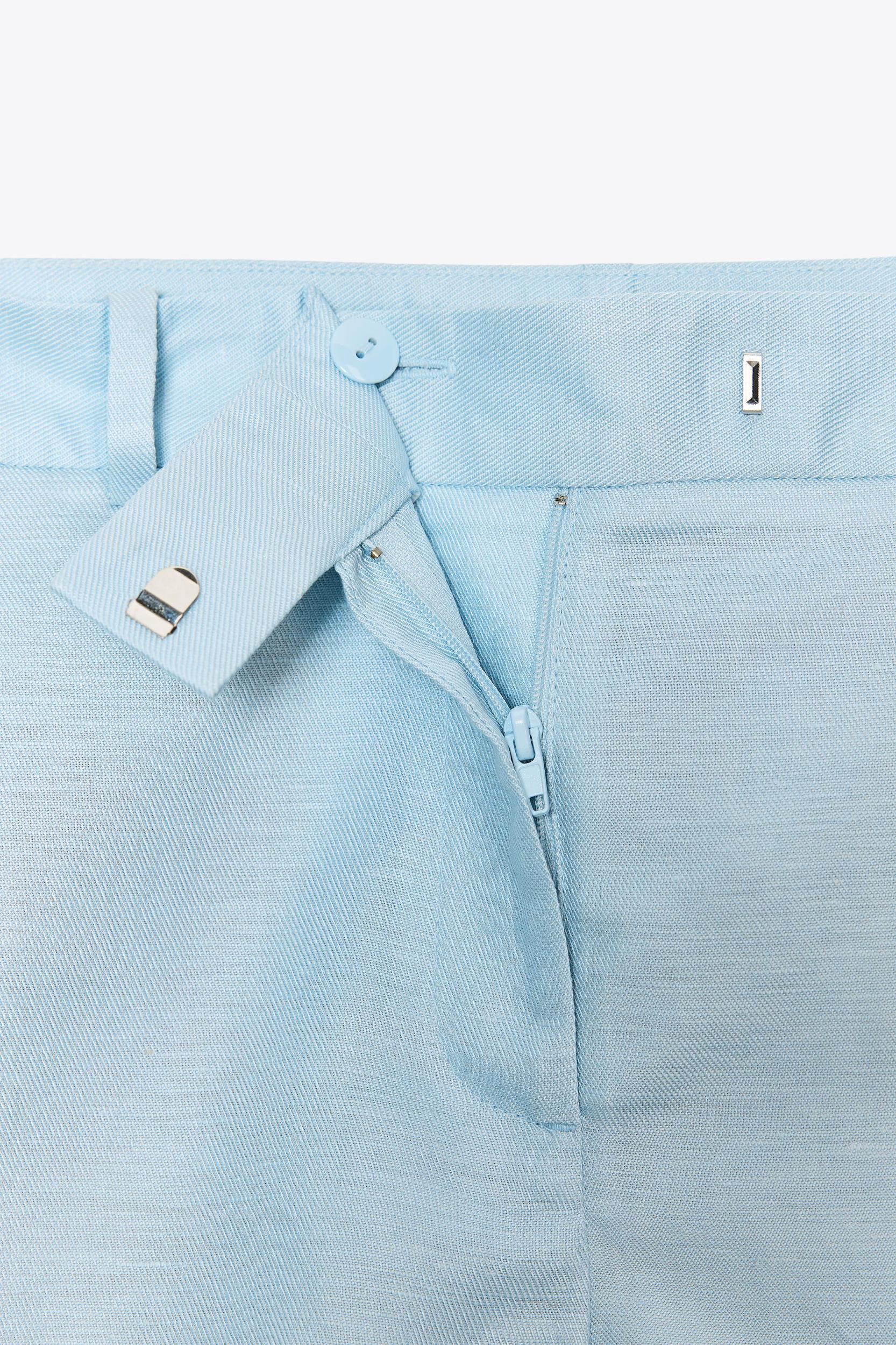 MID-RISE LINEN BERMUDA SHORTS Product Image