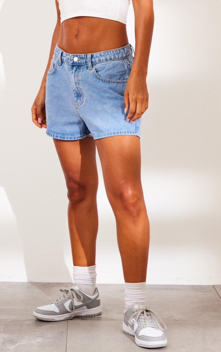 Light Blue Wash Loose Denim Mom Shorts Product Image