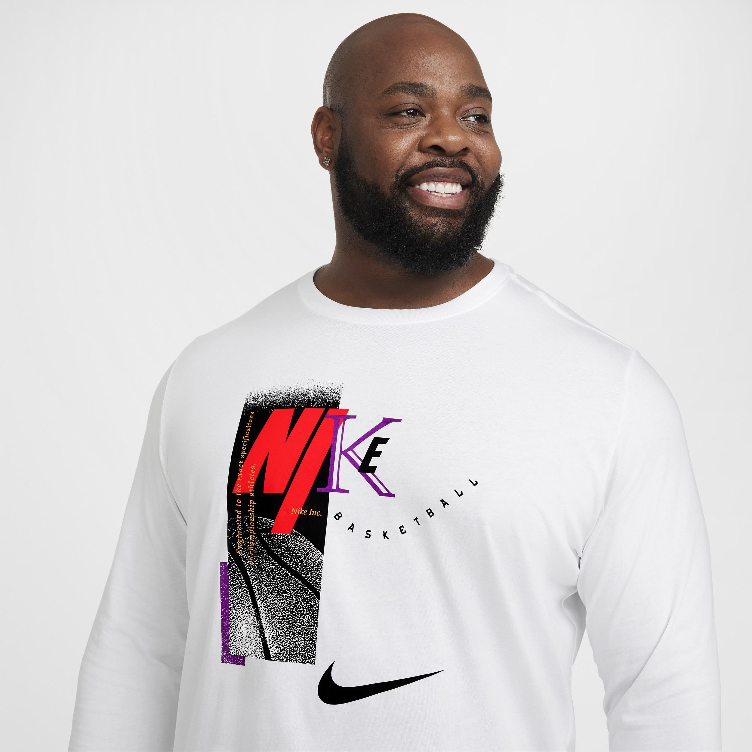 Nike Men's Long-Sleeve Basketball T-Shirt Product Image