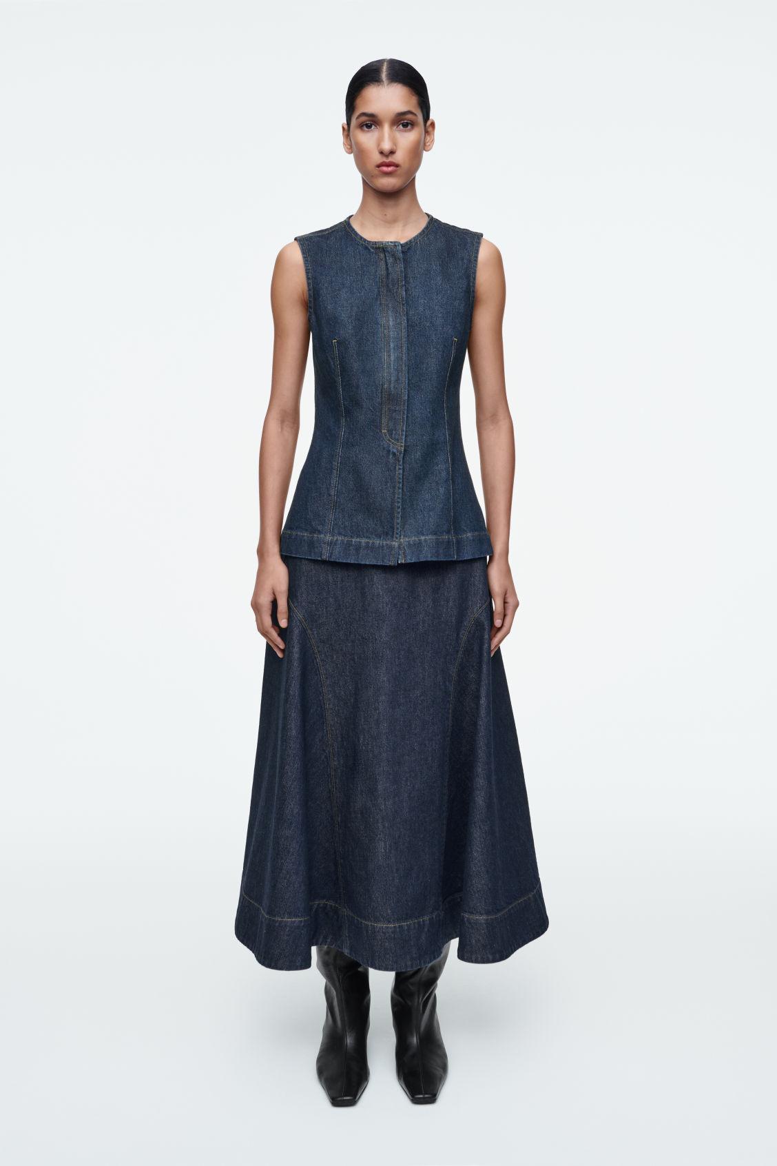 SLEEVELESS DENIM TOP Product Image