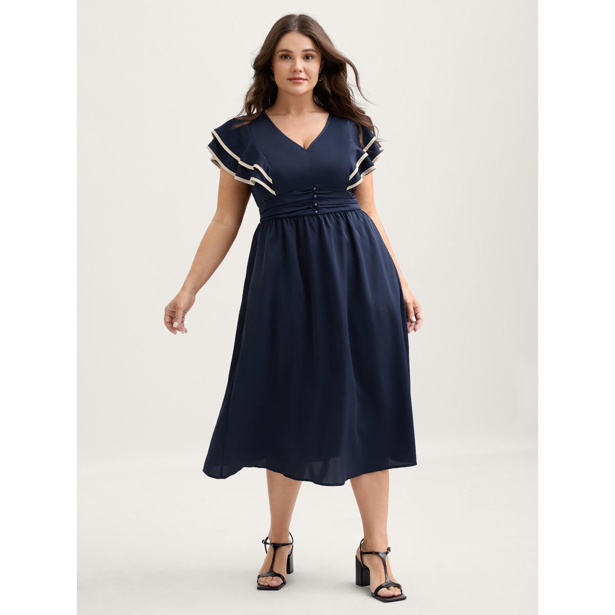 Plus Size Color Contrast Pleated Cinched Waist Midi Dress DarkBlue Women V-neck Short sleeve Curvy BloomChic 26/4X Product Image