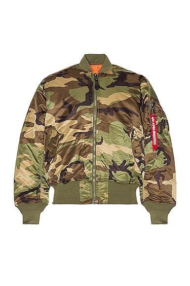 ALPHA INDUSTRIES MA-1 Bomber Jacket in Green Product Image