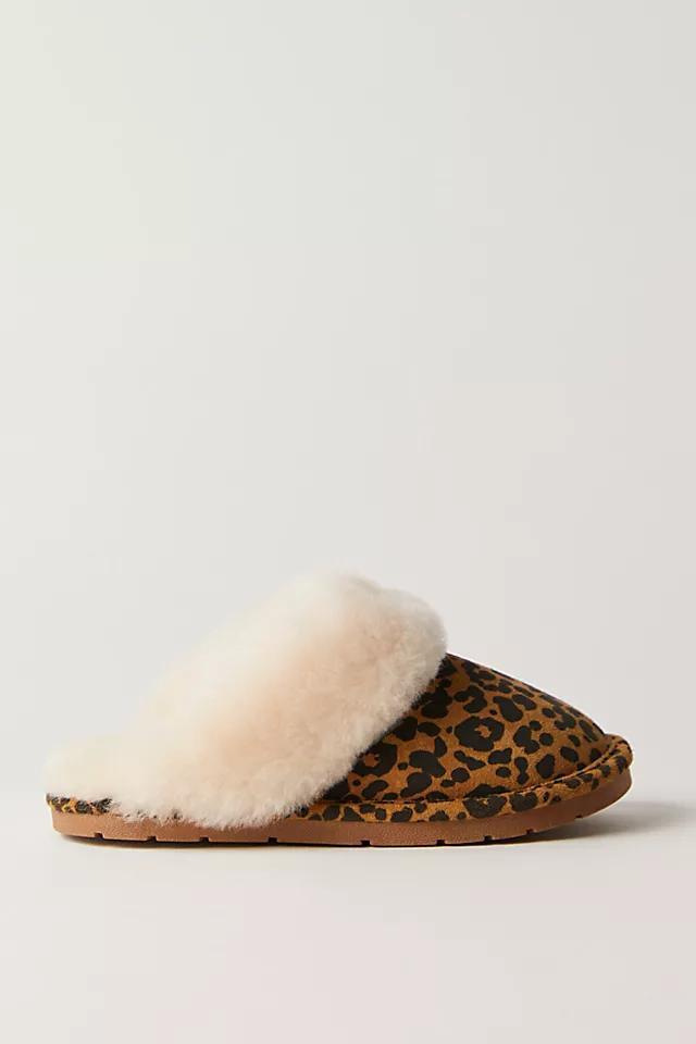 Cloud Nine Leopard Scuff Slippers Product Image