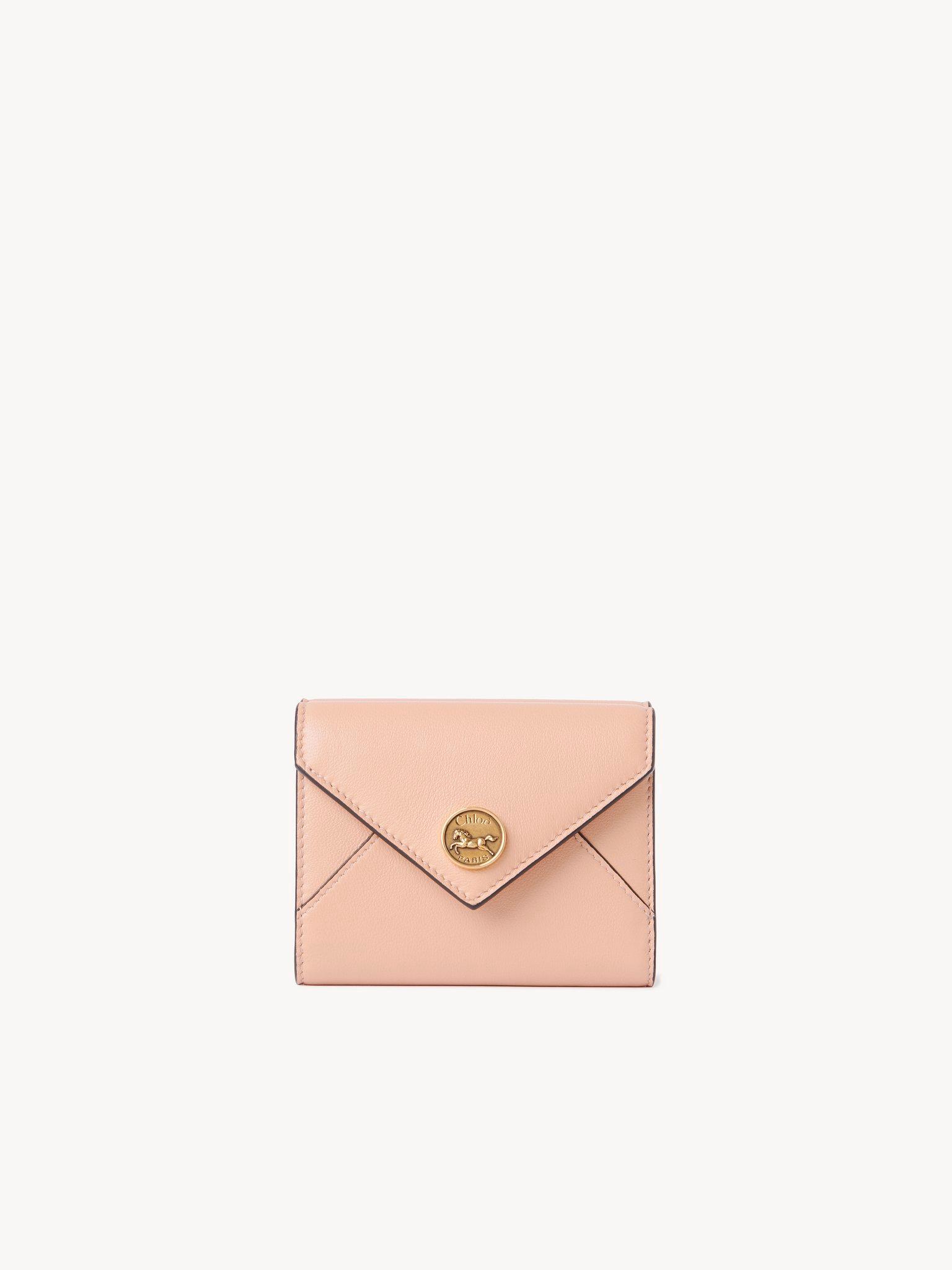 Small Envelope tri-fold in grained leather Product Image