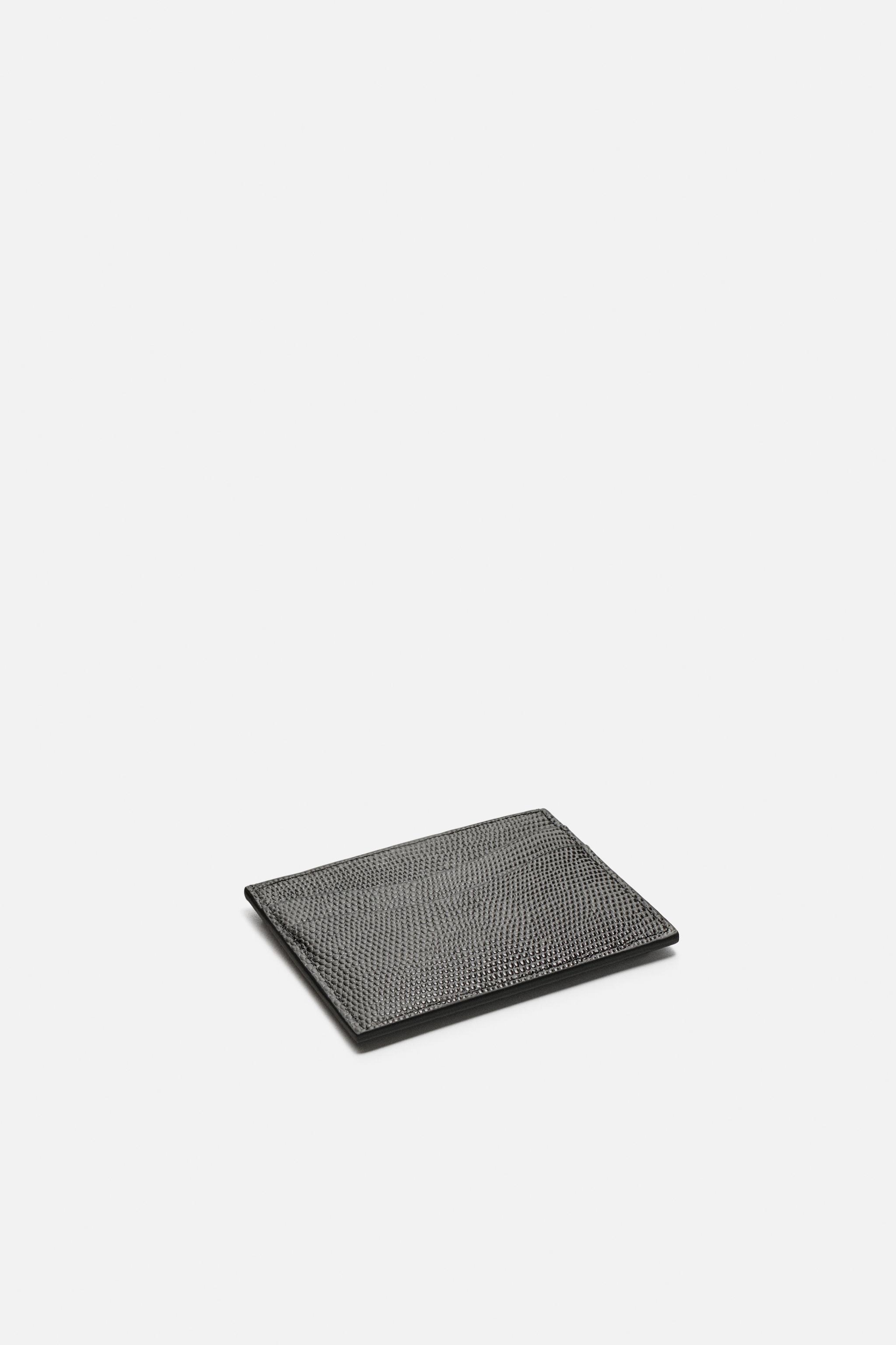 LEATHER CARD HOLDER Product Image