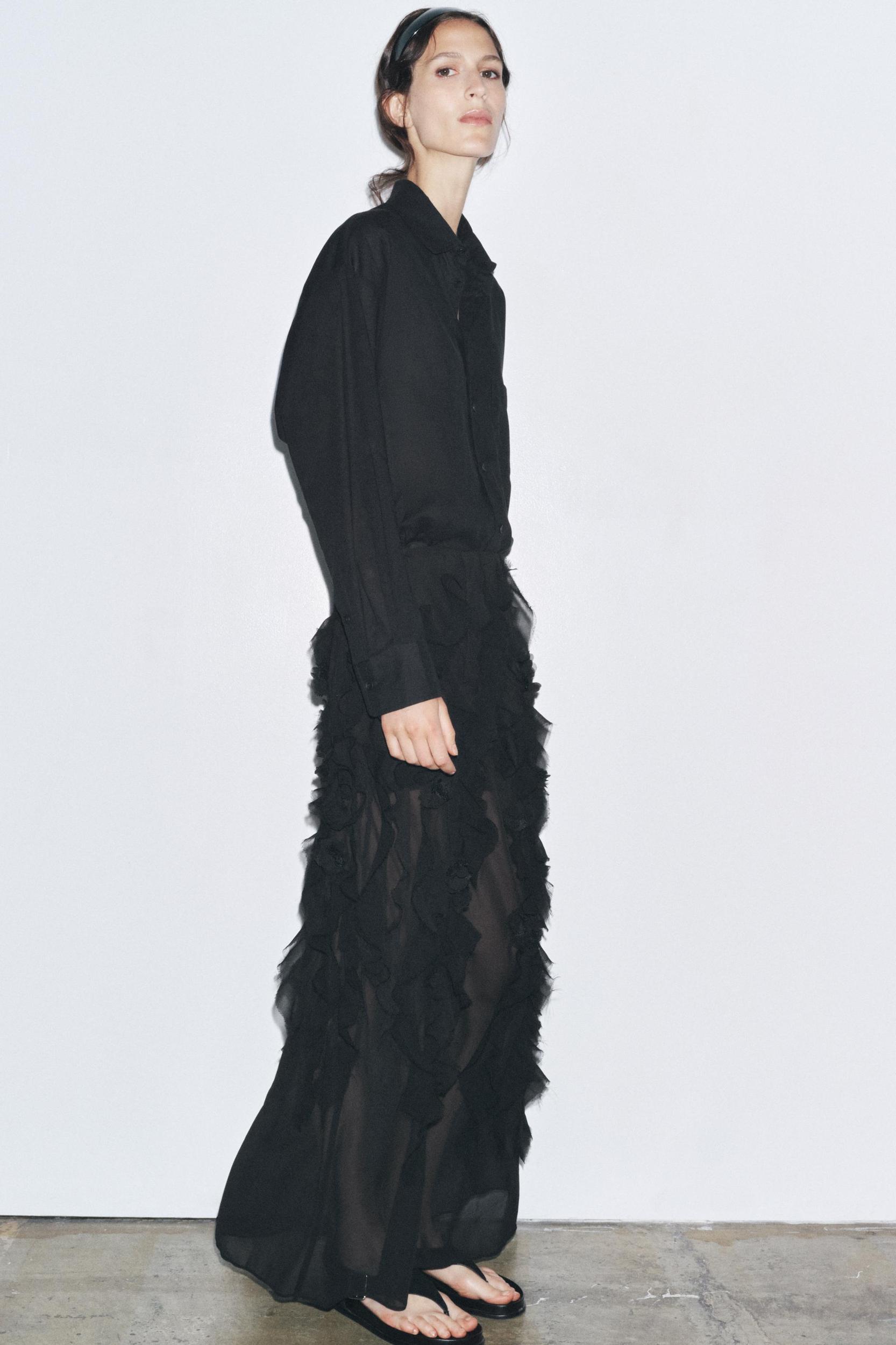 EMBOSSED FLOWER MIDI SKIRT Product Image