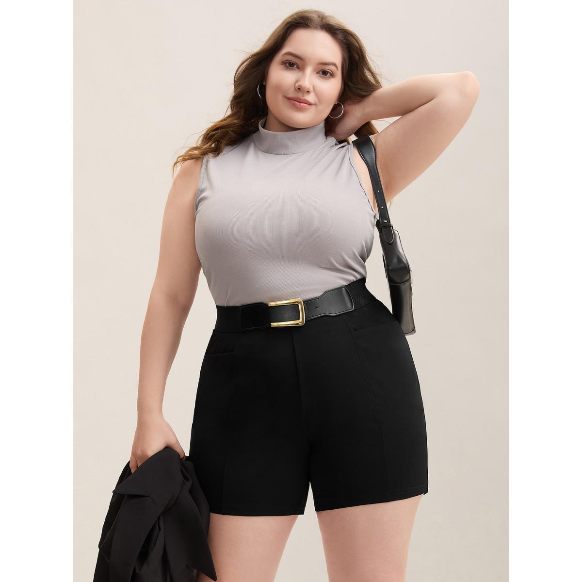 Plus Size Stretchy Waist Pleated Pull-On Shorts Women Black Casual Pleated Bodycon Everyday Shorts BloomChic 30/6X Product Image