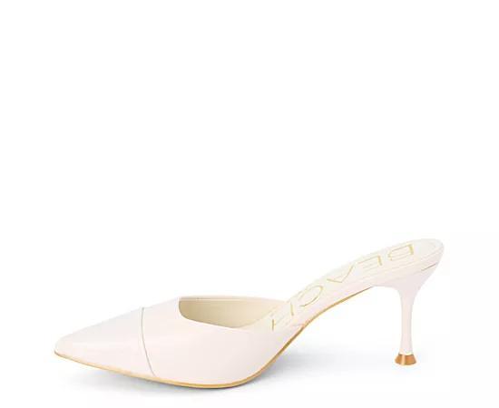 Beach Womens Jo Pump Product Image