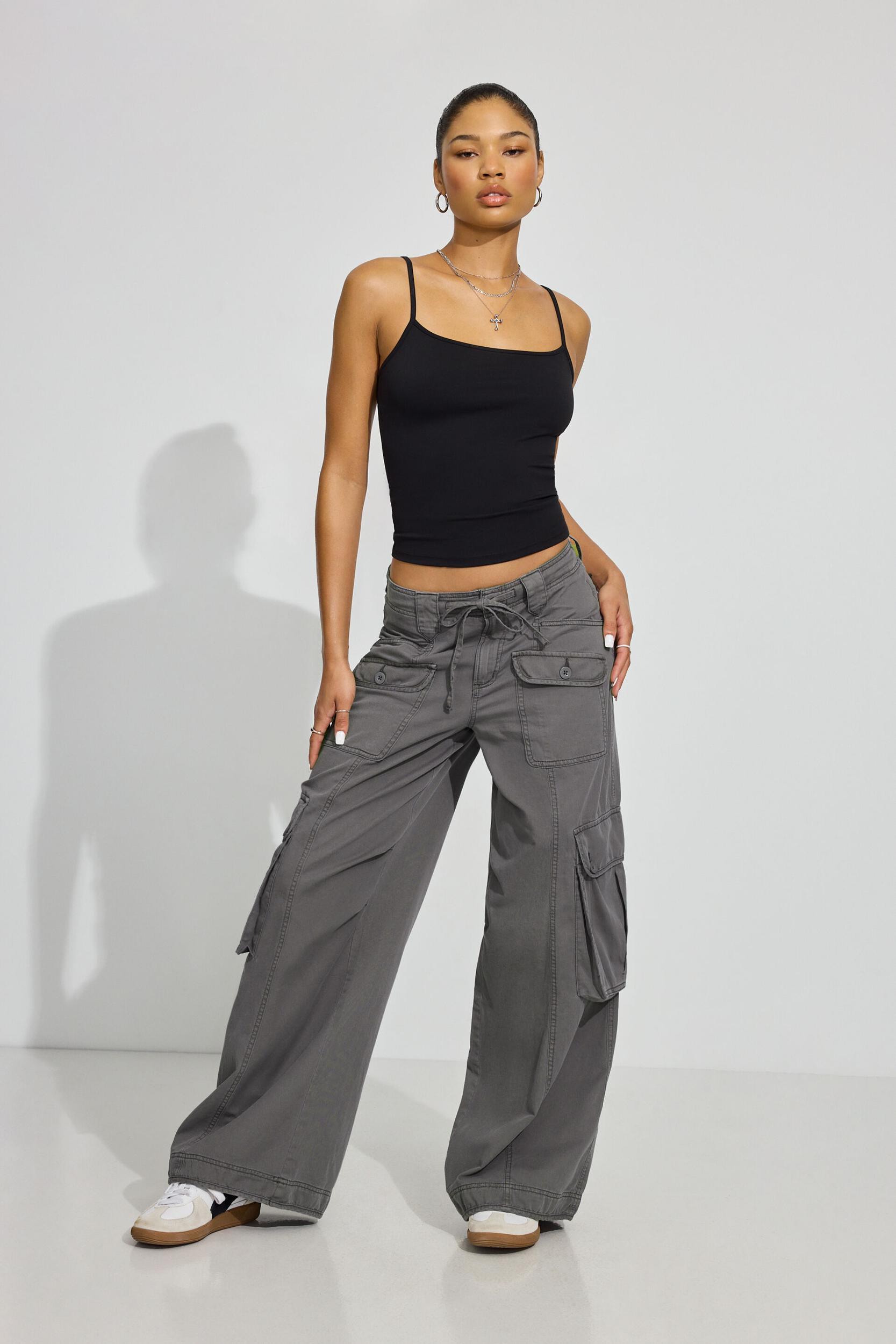 Extreme Baggy Cargo Pants Product Image