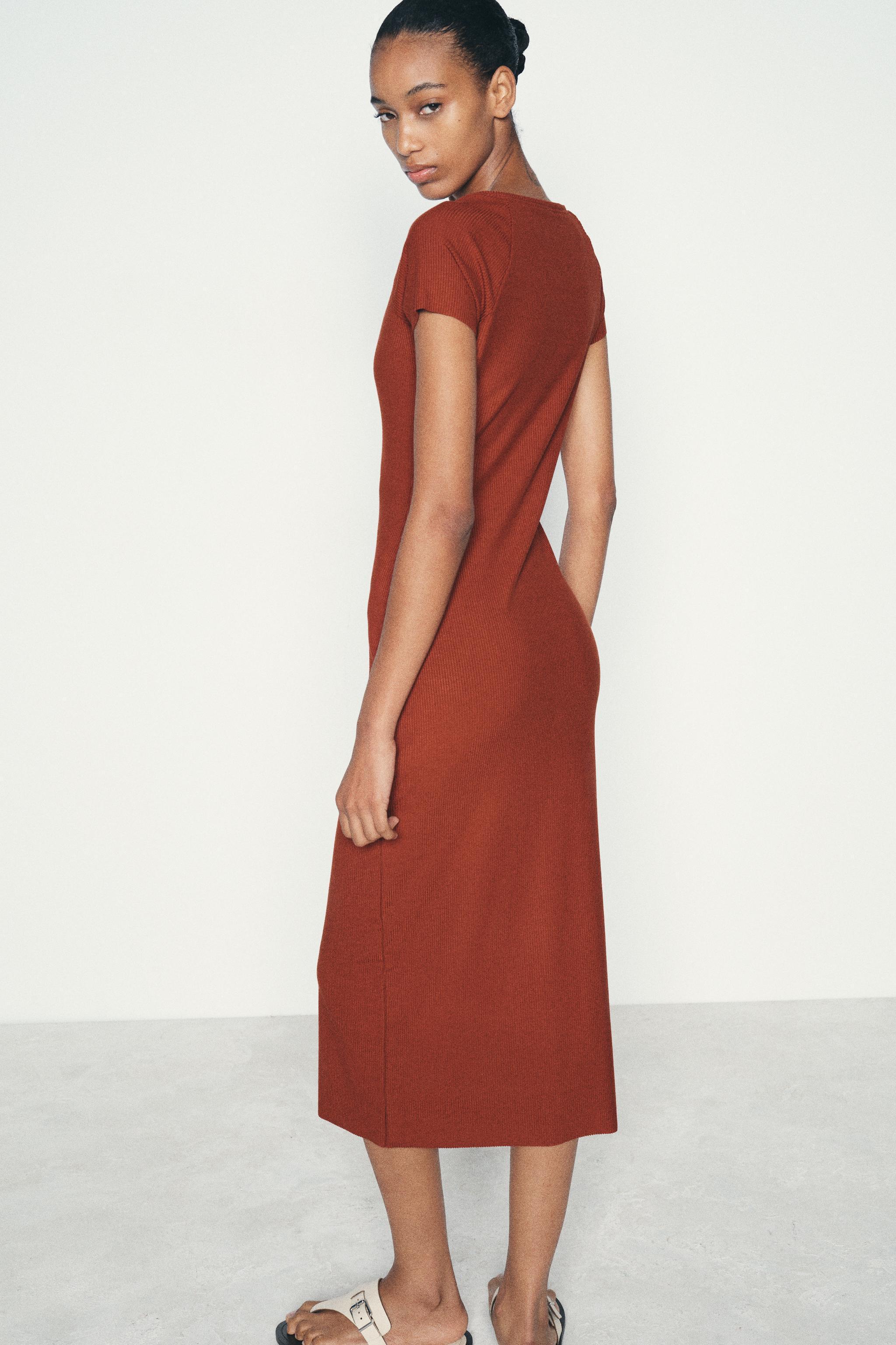 RIBBED MIDI DRESS Product Image