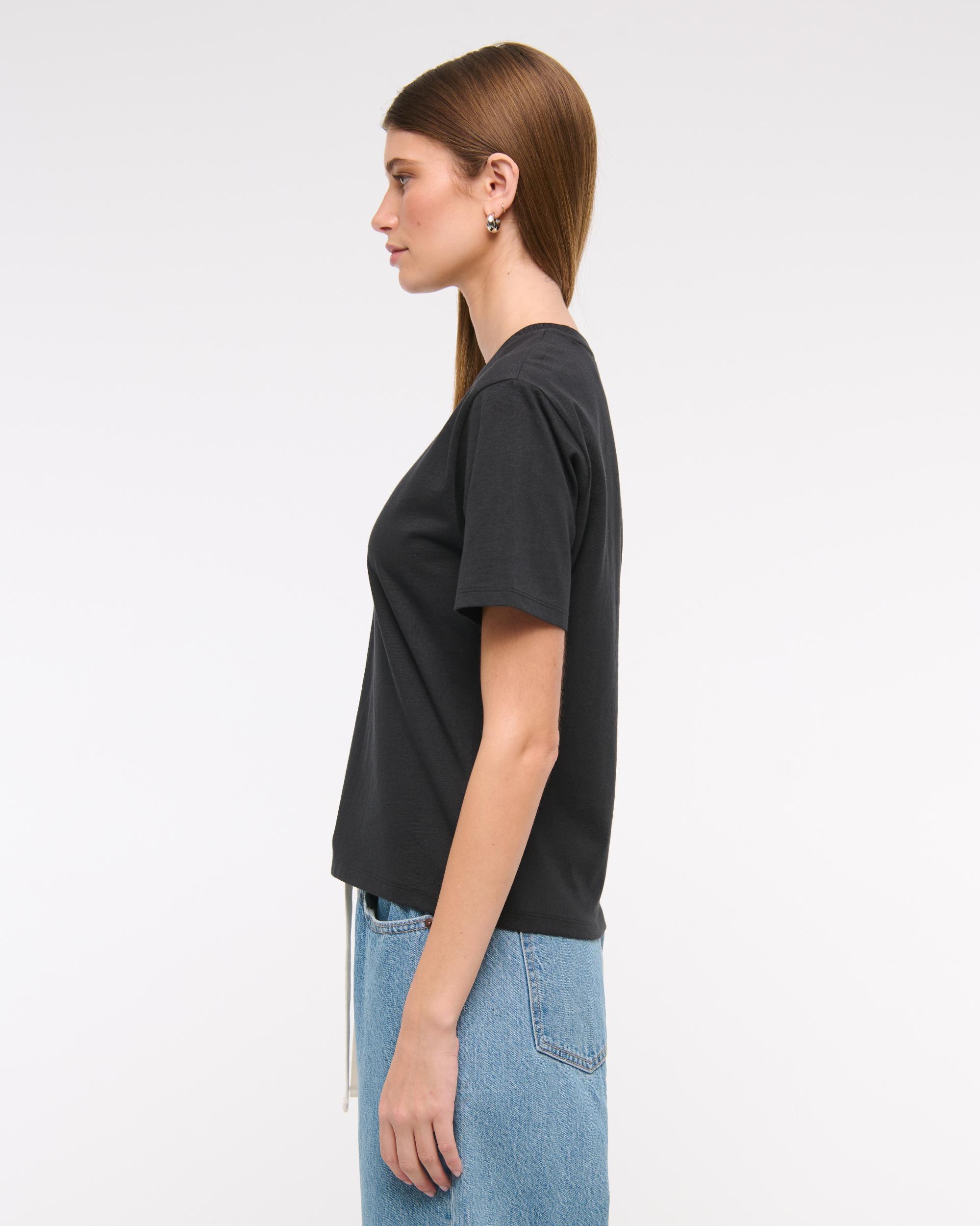 Essential Premium Polished Relaxed Tee Product Image