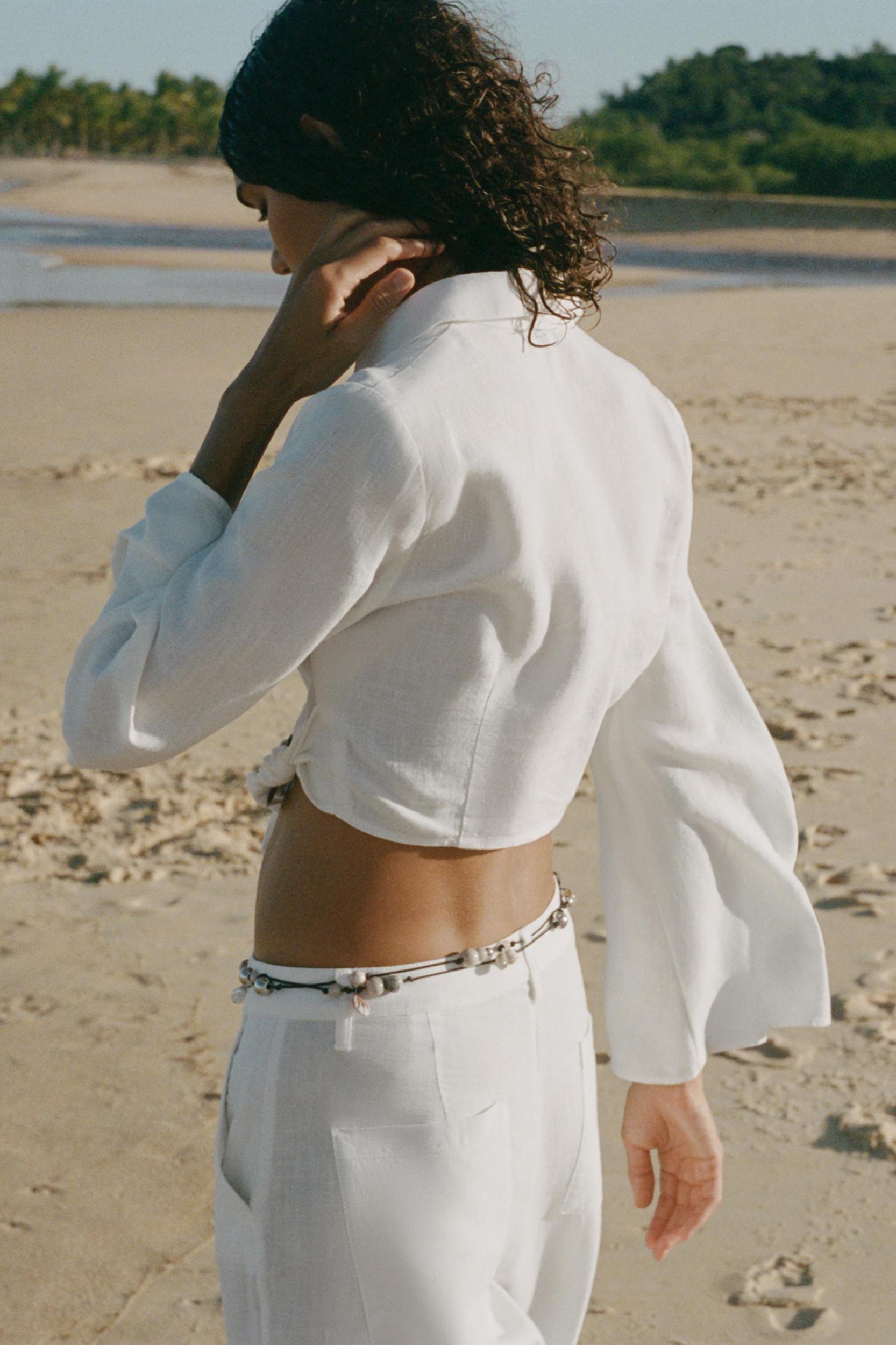 RUSTIC BUCKLE TOP Product Image