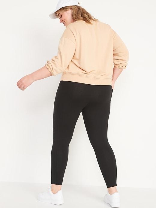 High-Waisted Side-Pocket 7/8 Leggings Product Image