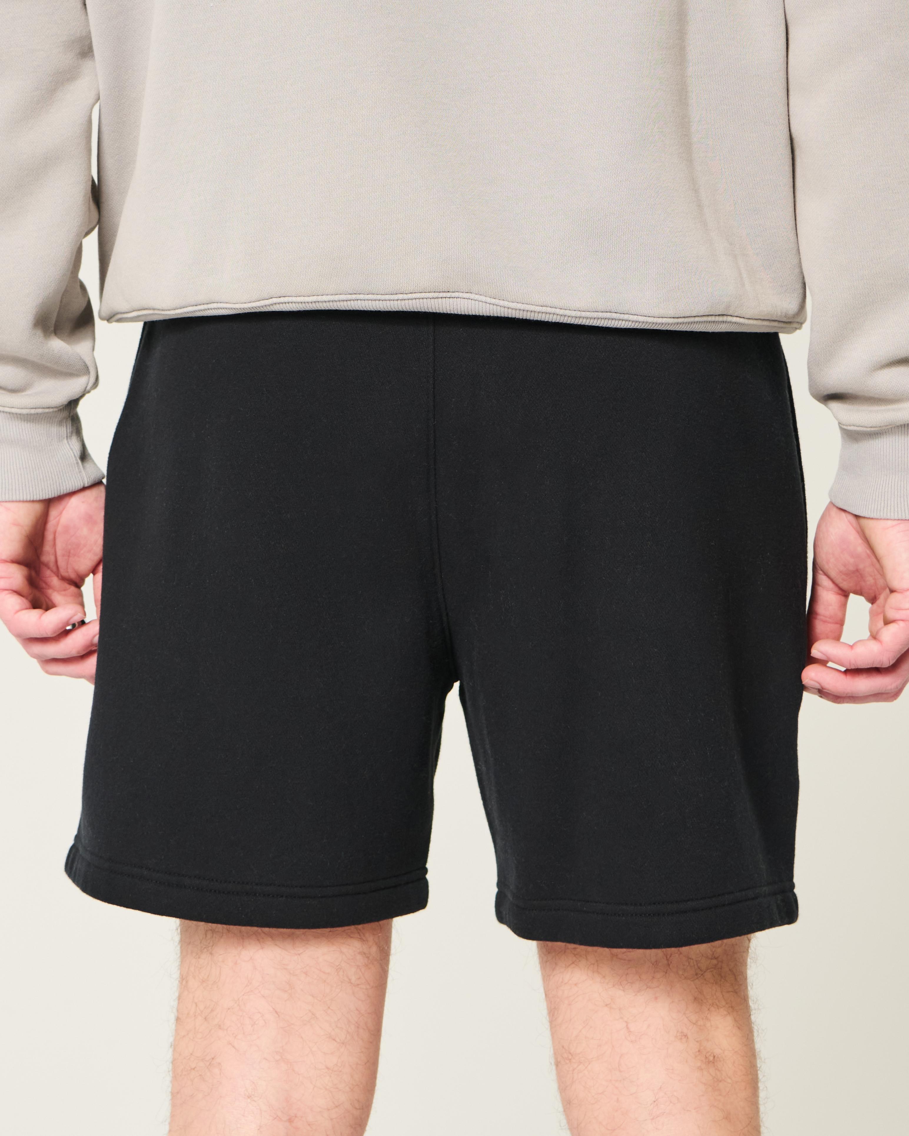 Mid-Thigh Camo Loose Fleece Shorts Product Image