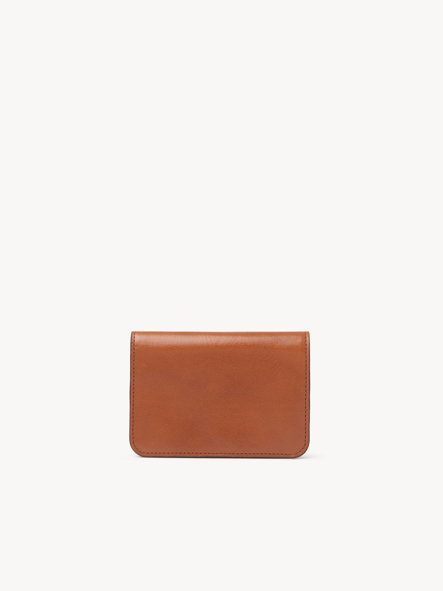 C Chloé bifold wallet in shiny leather  Product Image