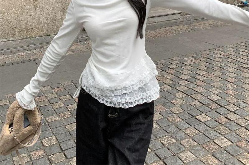 Long-Sleeve Mock Neck Plain Lace Trim T-Shirt Product Image