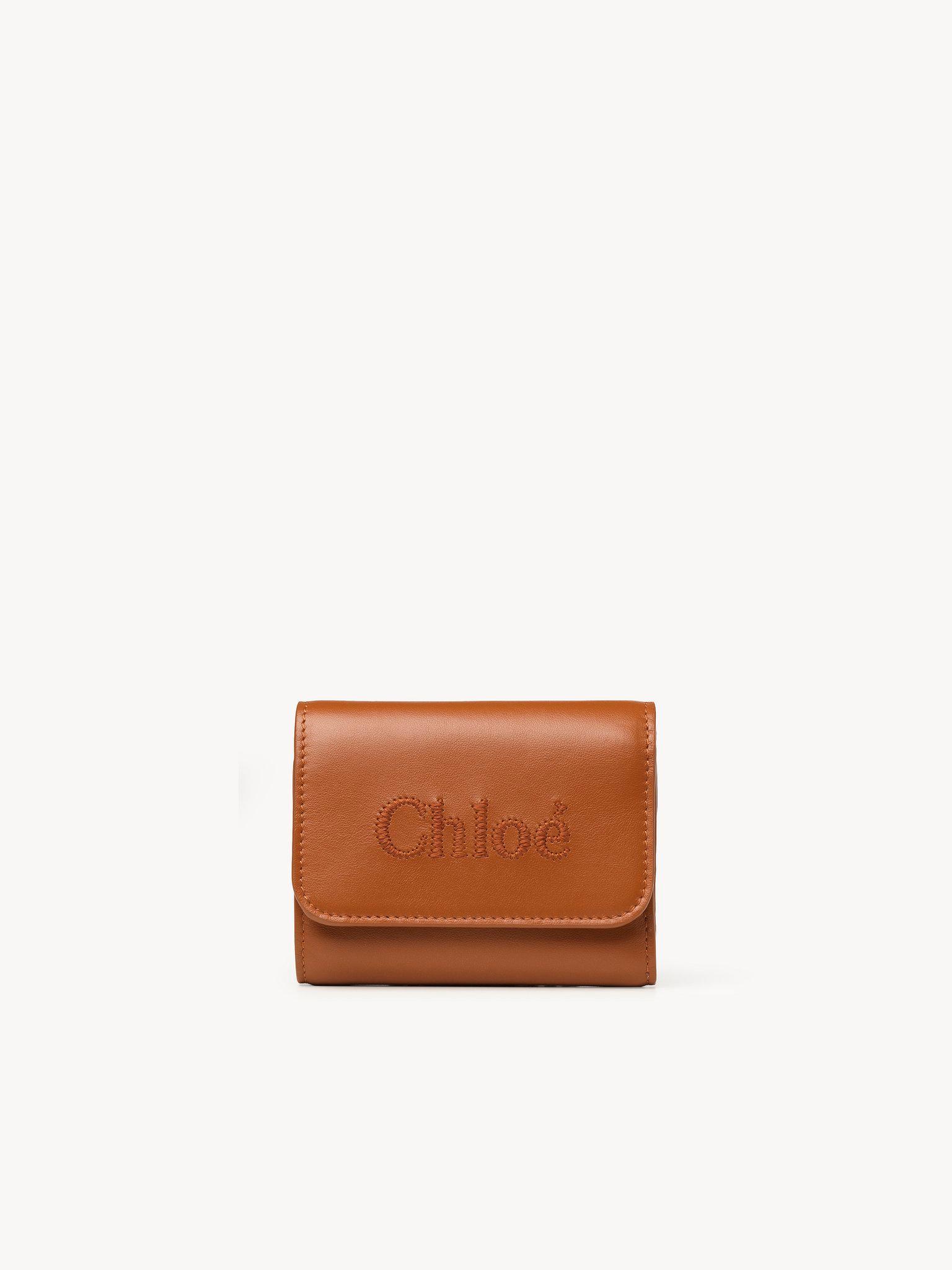 Small Chloé Sense tri-fold in soft leather Product Image