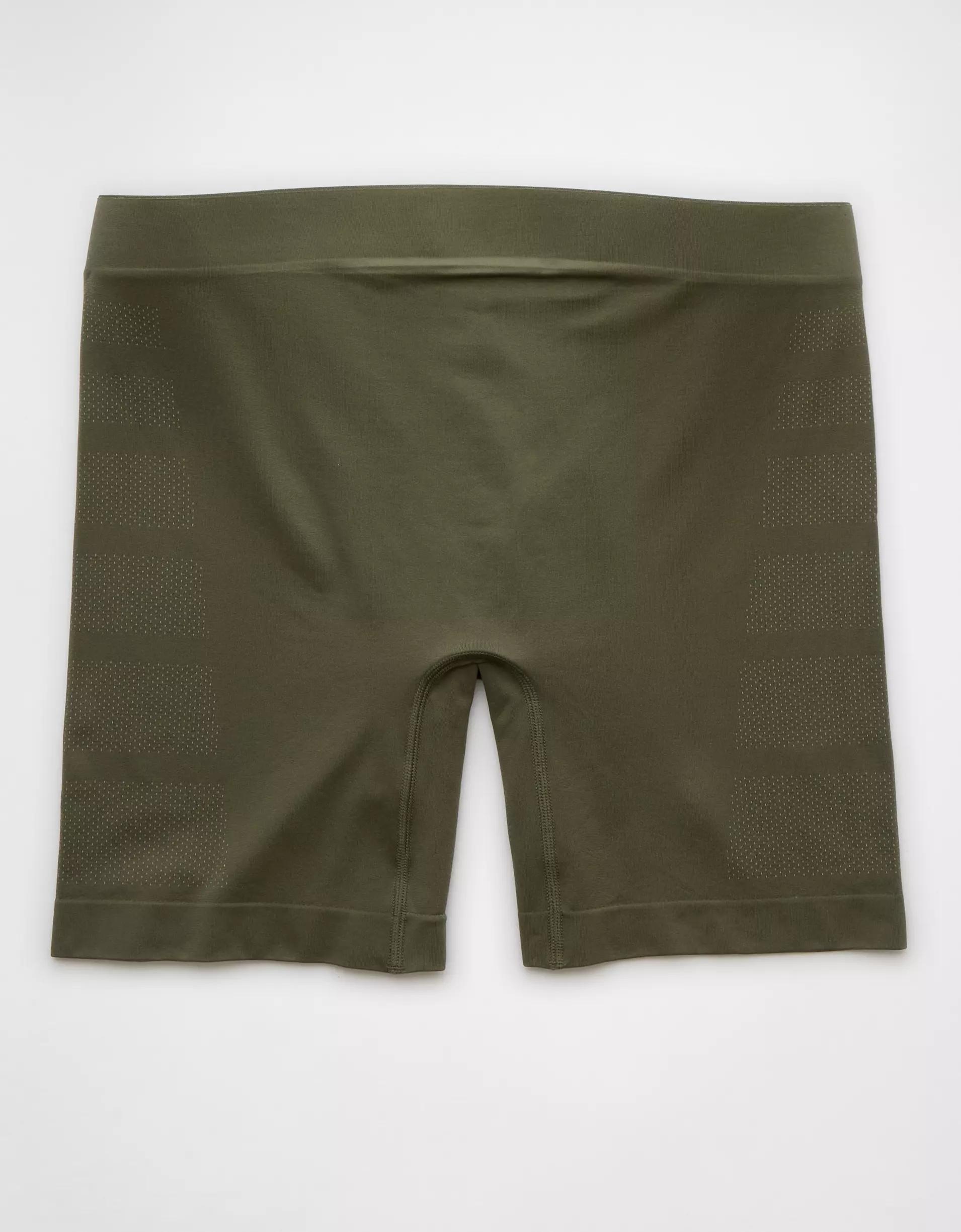 AEO Men's Camo 6" StealthMode Boxer Brief Product Image