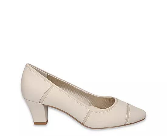 Easy Street Womens Datia Pump Product Image