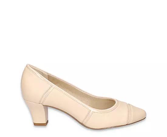 Easy Street Womens Datia Pump Product Image