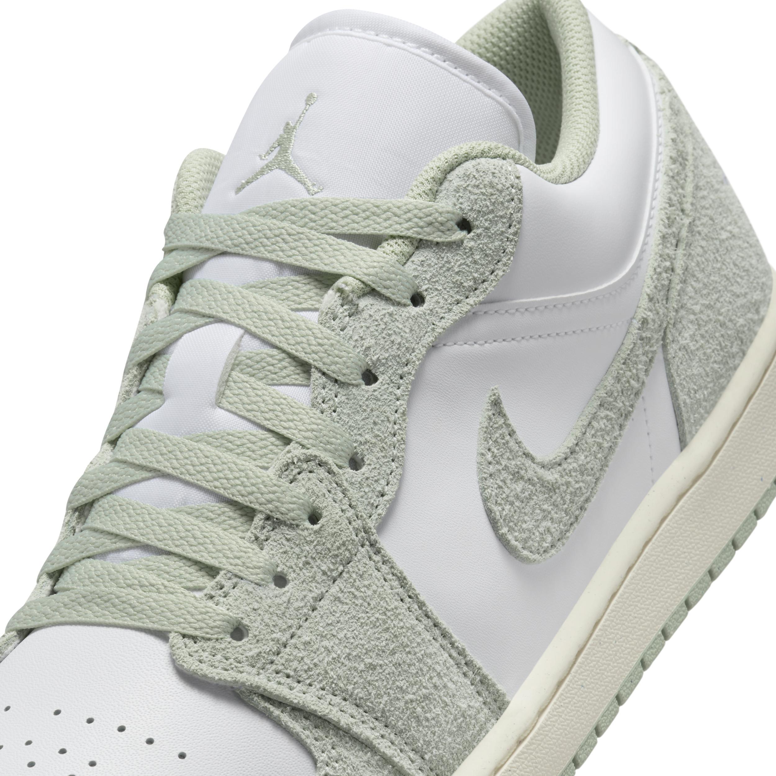 Air Jordan 1 Low SE Men's Shoes Product Image