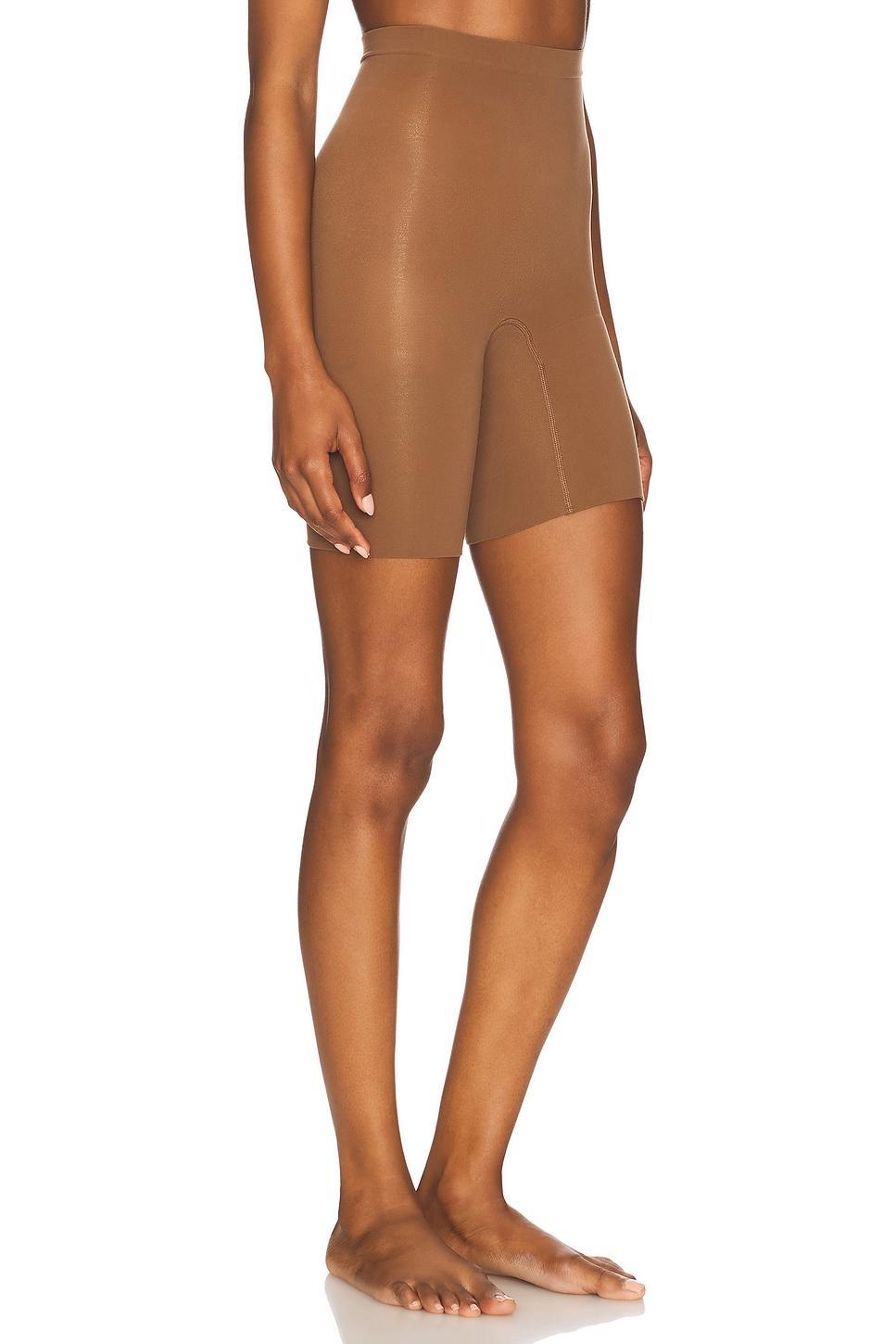 Spanxsculpt Seamless Power Short SPANX Product Image