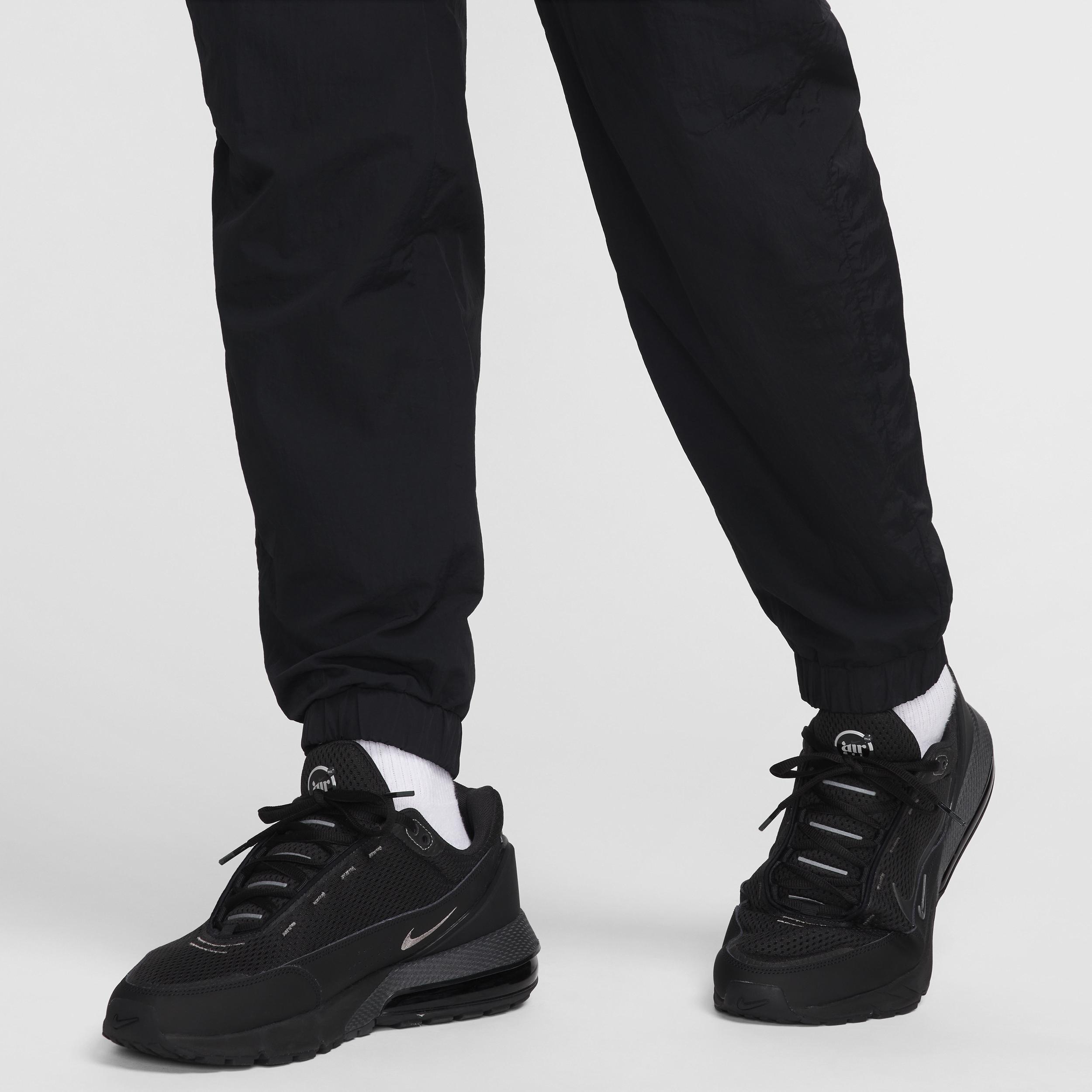 Nike Men's Tech Woven Taper Leg Pants Product Image