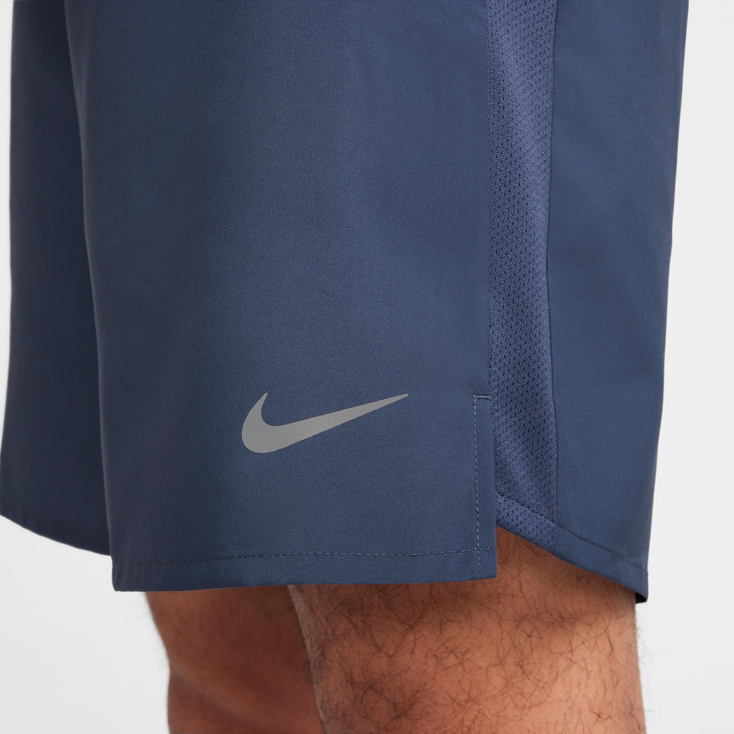 Nike Men's Challenger Dri-FIT 7" Brief-Lined Running Shorts Product Image