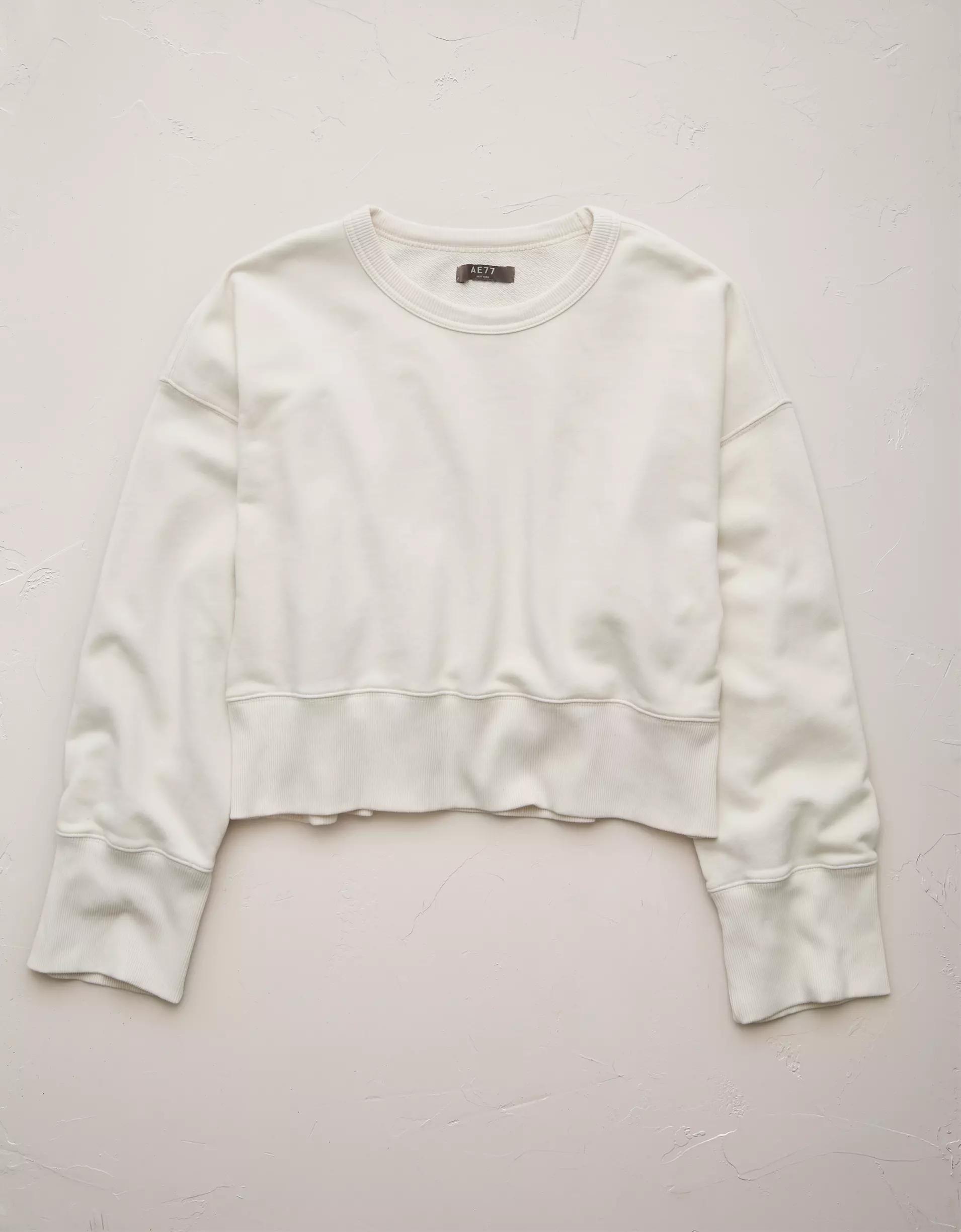 AE77 Premium Relaxed Cropped Sweatshirt Product Image