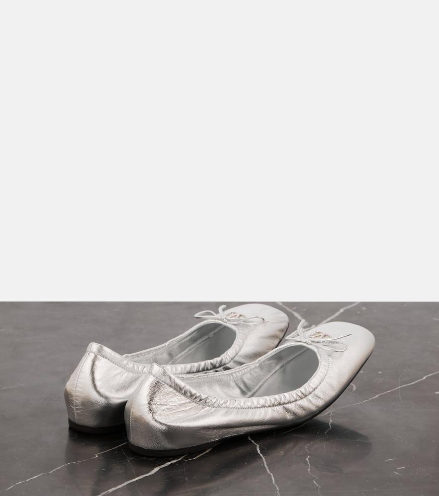 VALENTINO GARAVANI Vlogo Signature Leather Ballet Flats In Silver Product Image