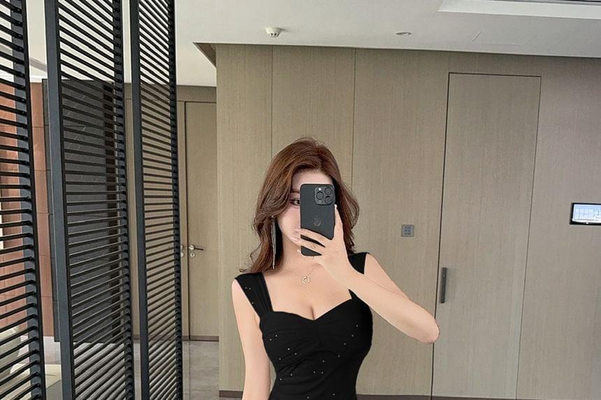 Sleeveless Plain Ruffle Asymmetrical Maxi Sheath Dress Product Image